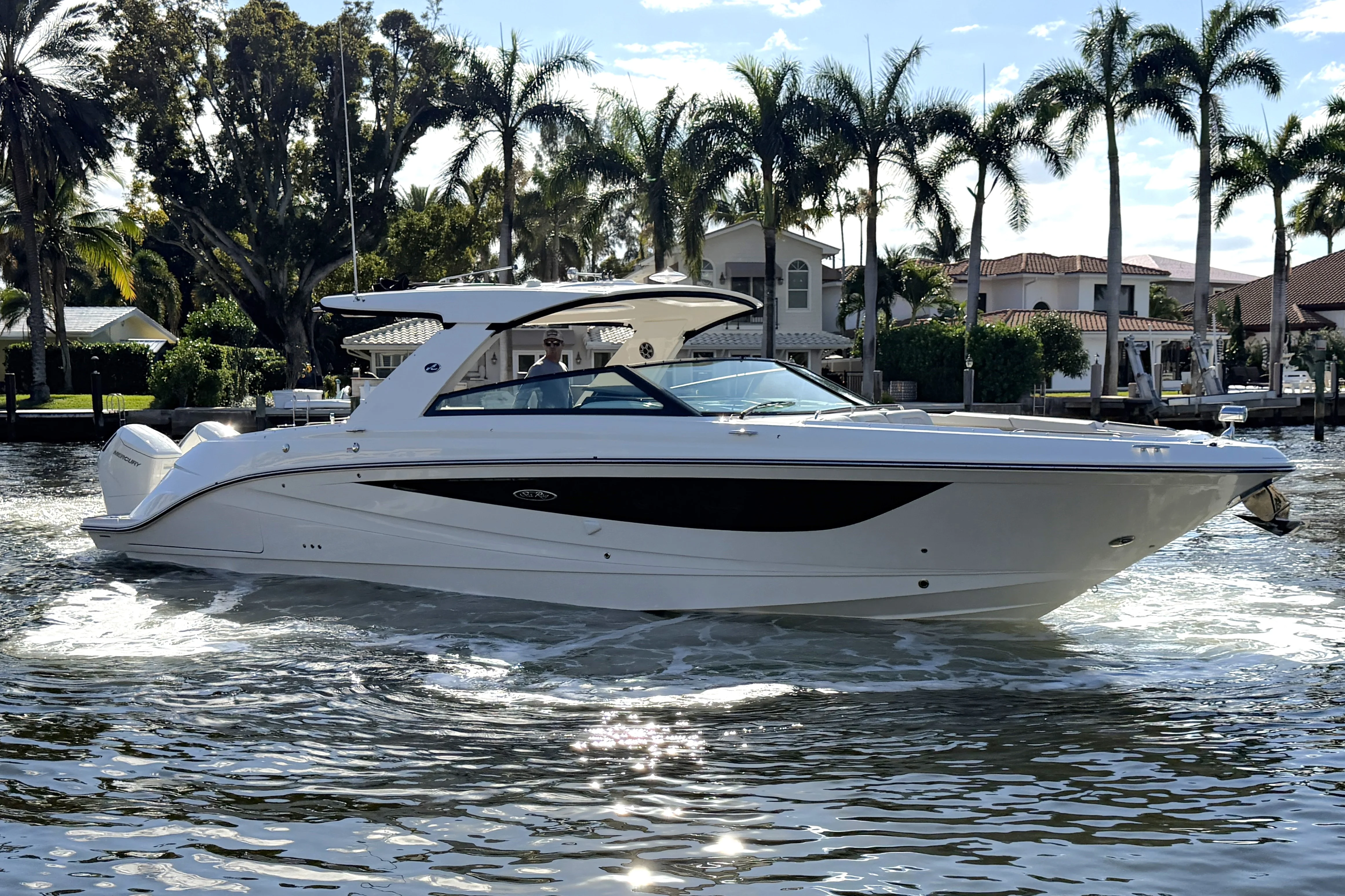 2026 Sea Ray SLX 400 Outboard Image Thumbnail #0