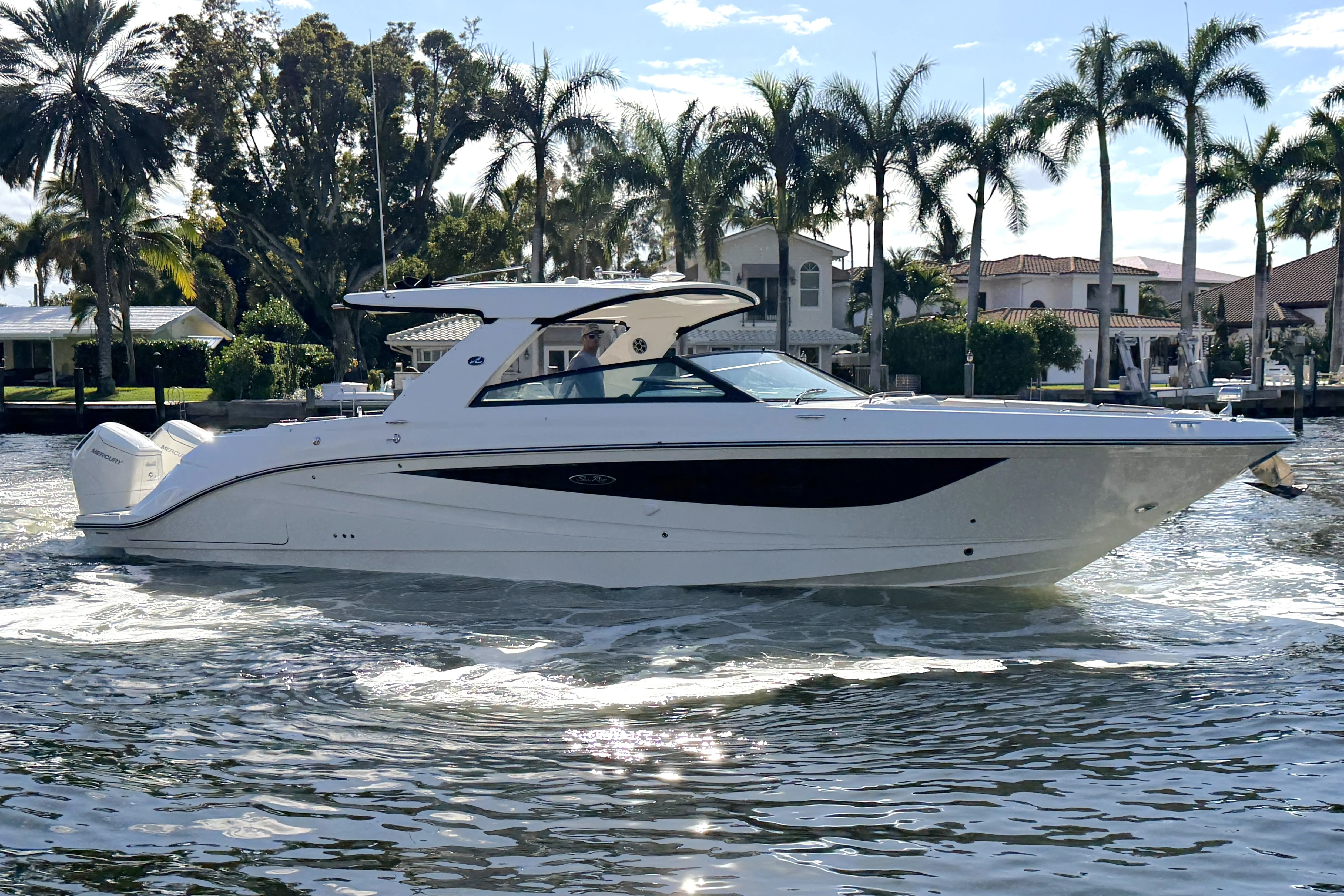 2026 Sea Ray SLX 400 Outboard Image Thumbnail #1