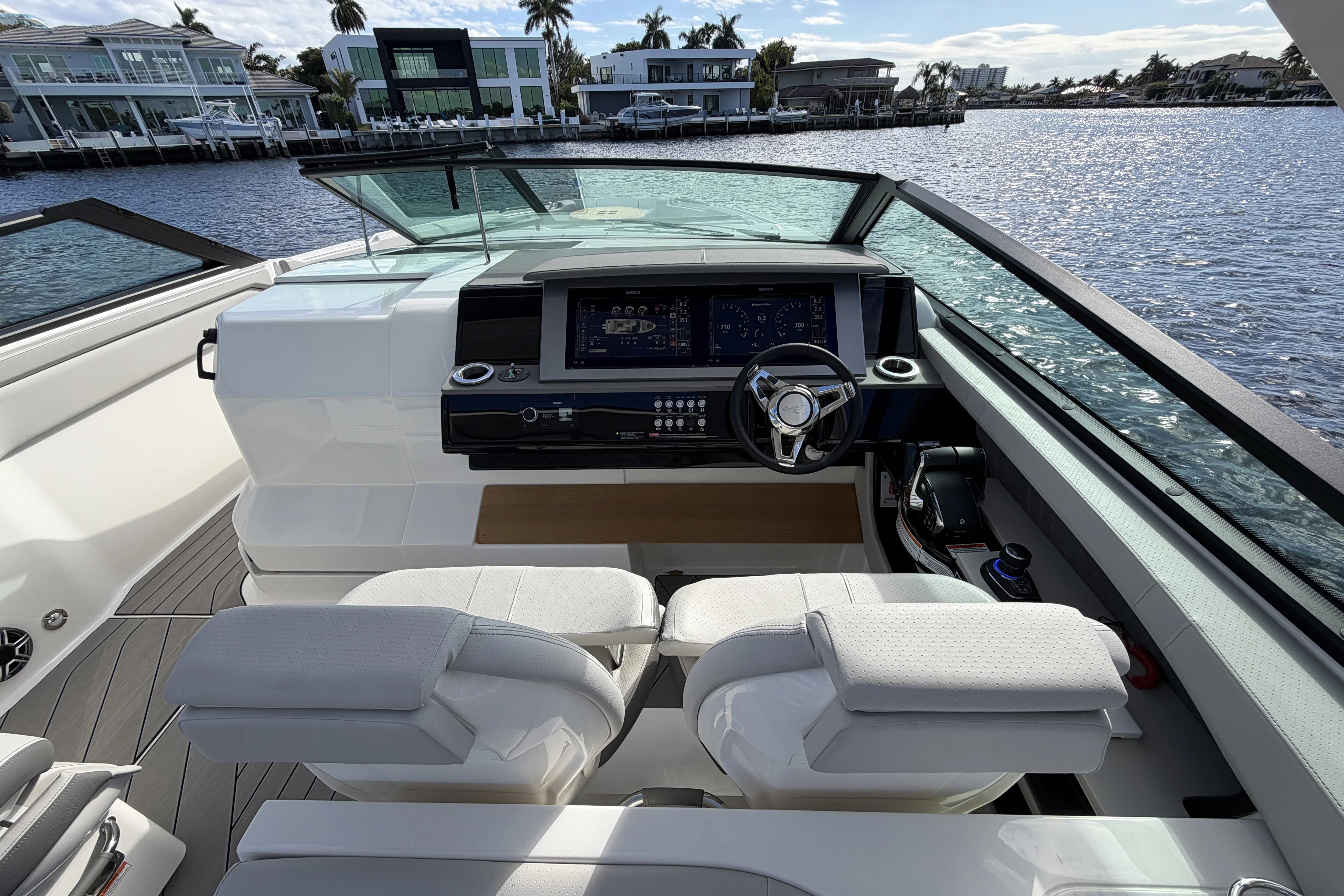 2026 Sea Ray SLX 400 Outboard Image Thumbnail #24