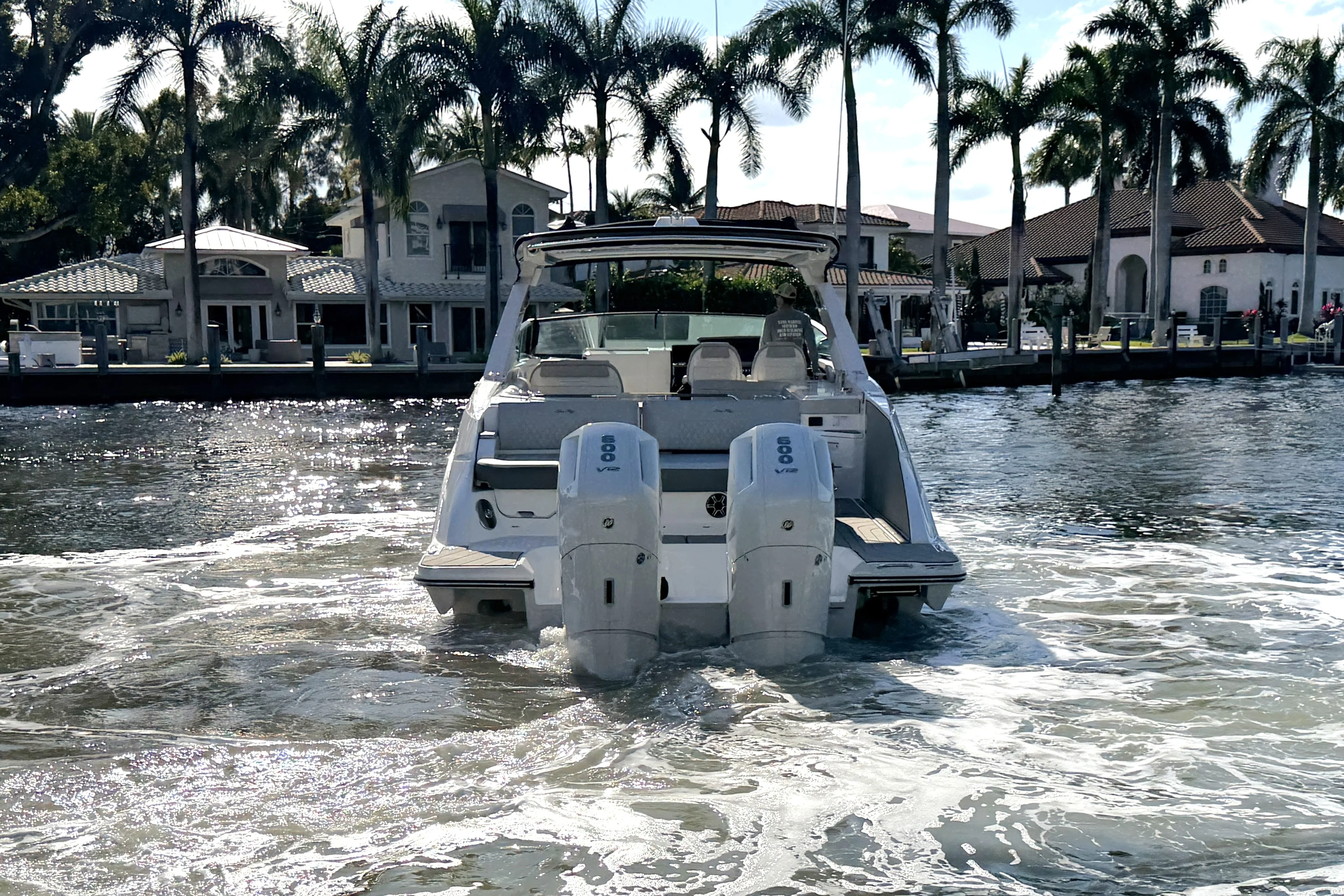 2026 Sea Ray SLX 400 Outboard Image Thumbnail #5