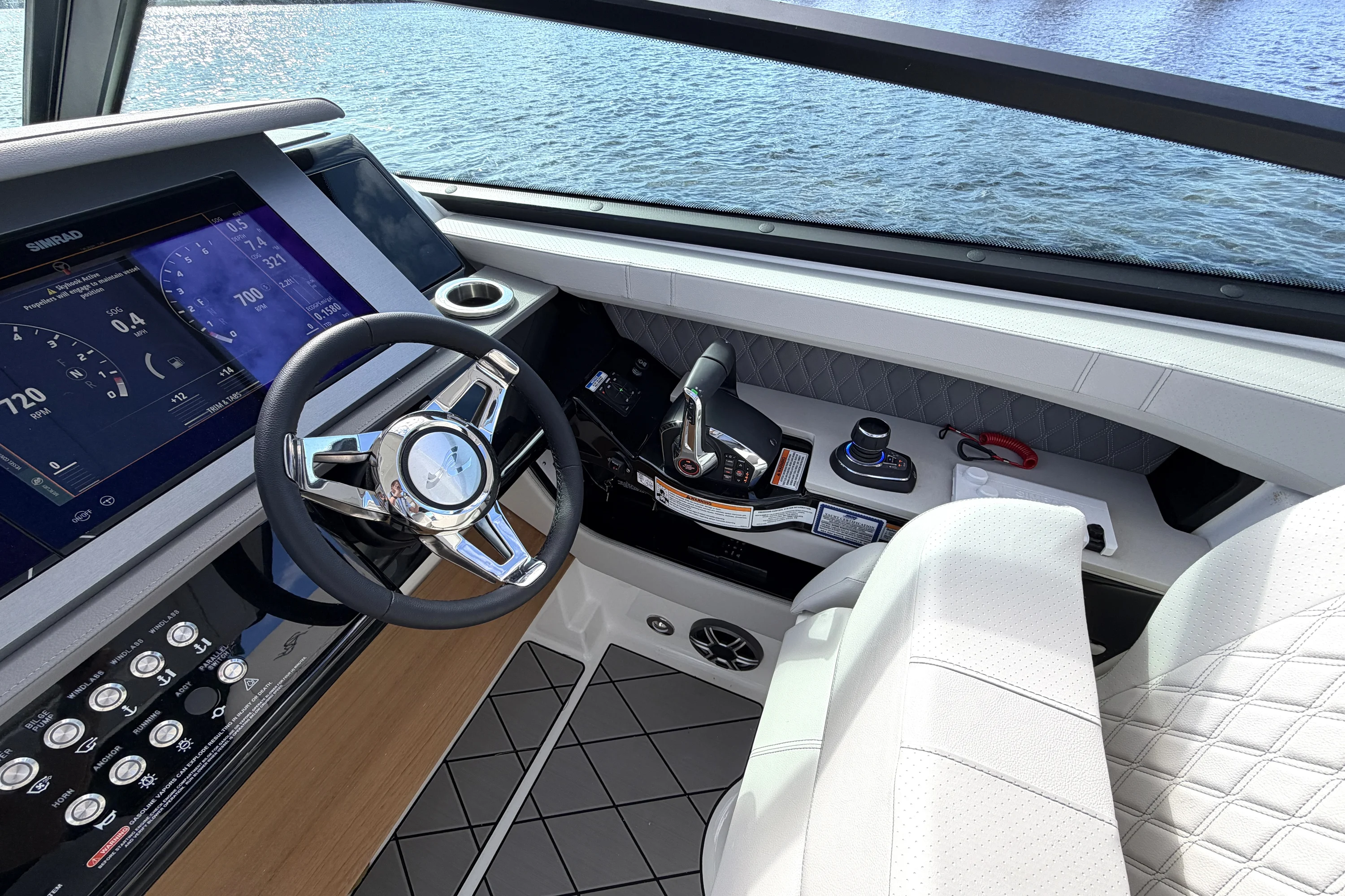 2026 Sea Ray SLX 400 Outboard Image Thumbnail #27