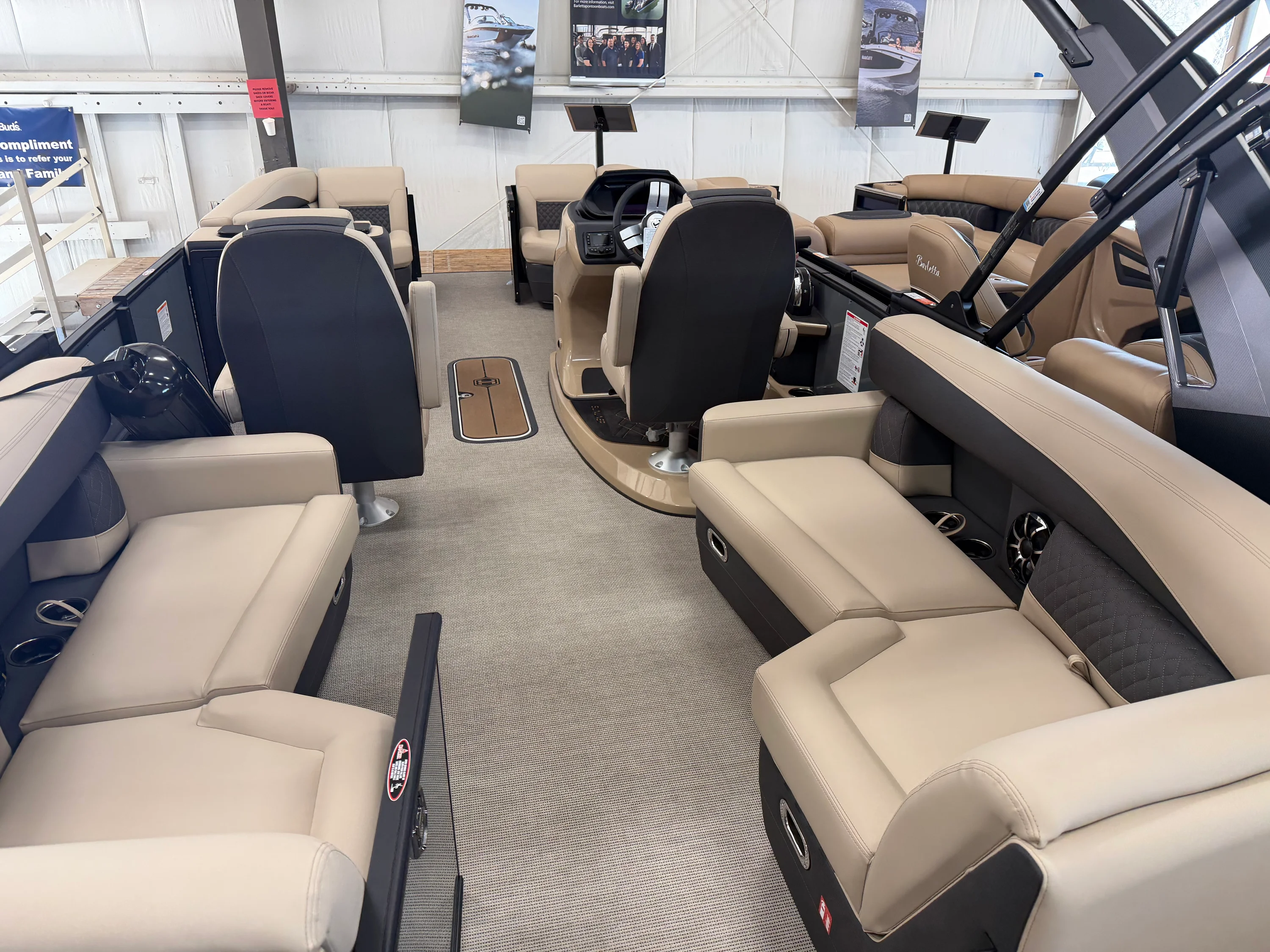 2026 Harris Sunliner 230 Image Thumbnail #8