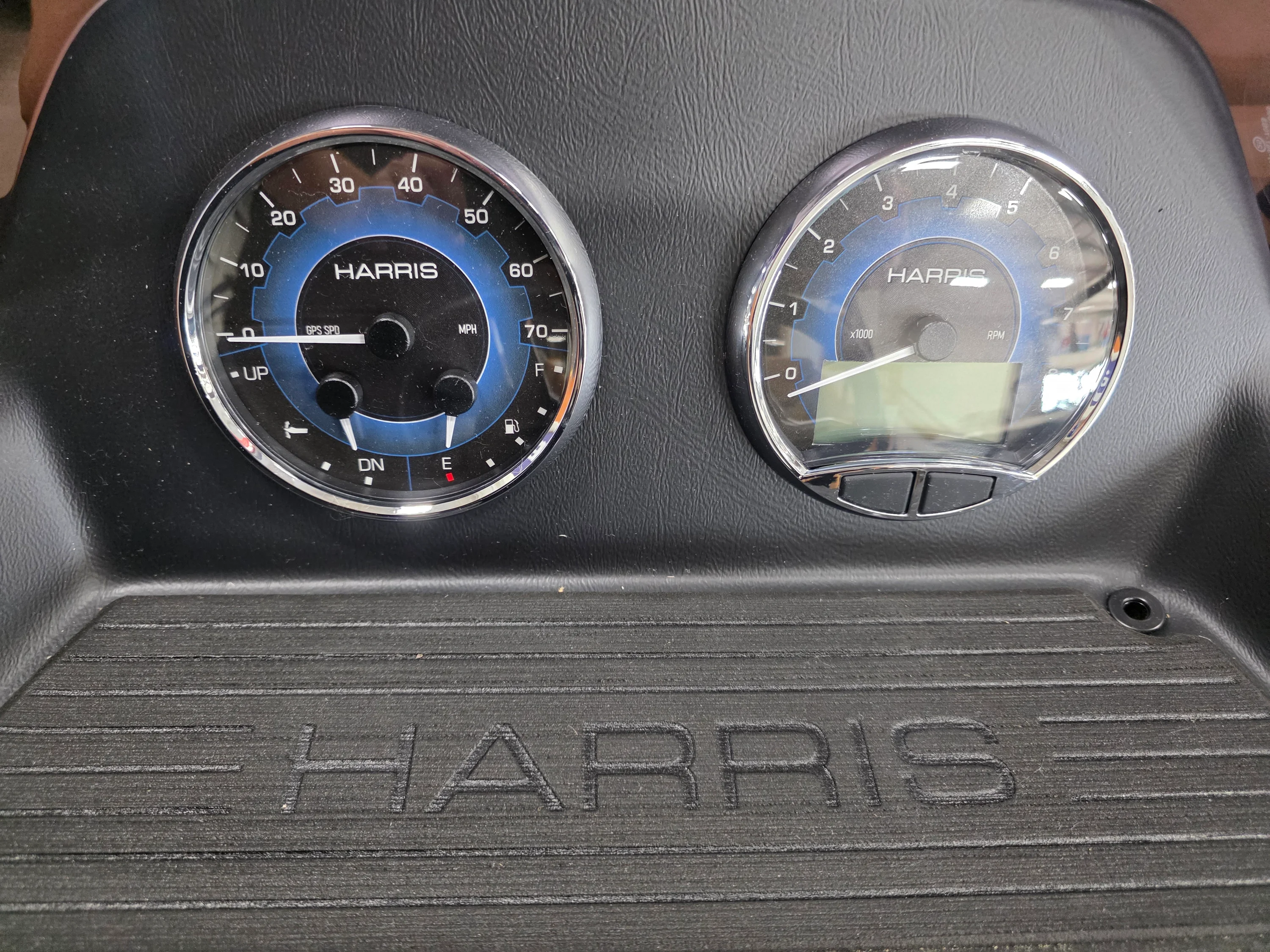 2026 Harris Cruiser 230 Image Thumbnail #13