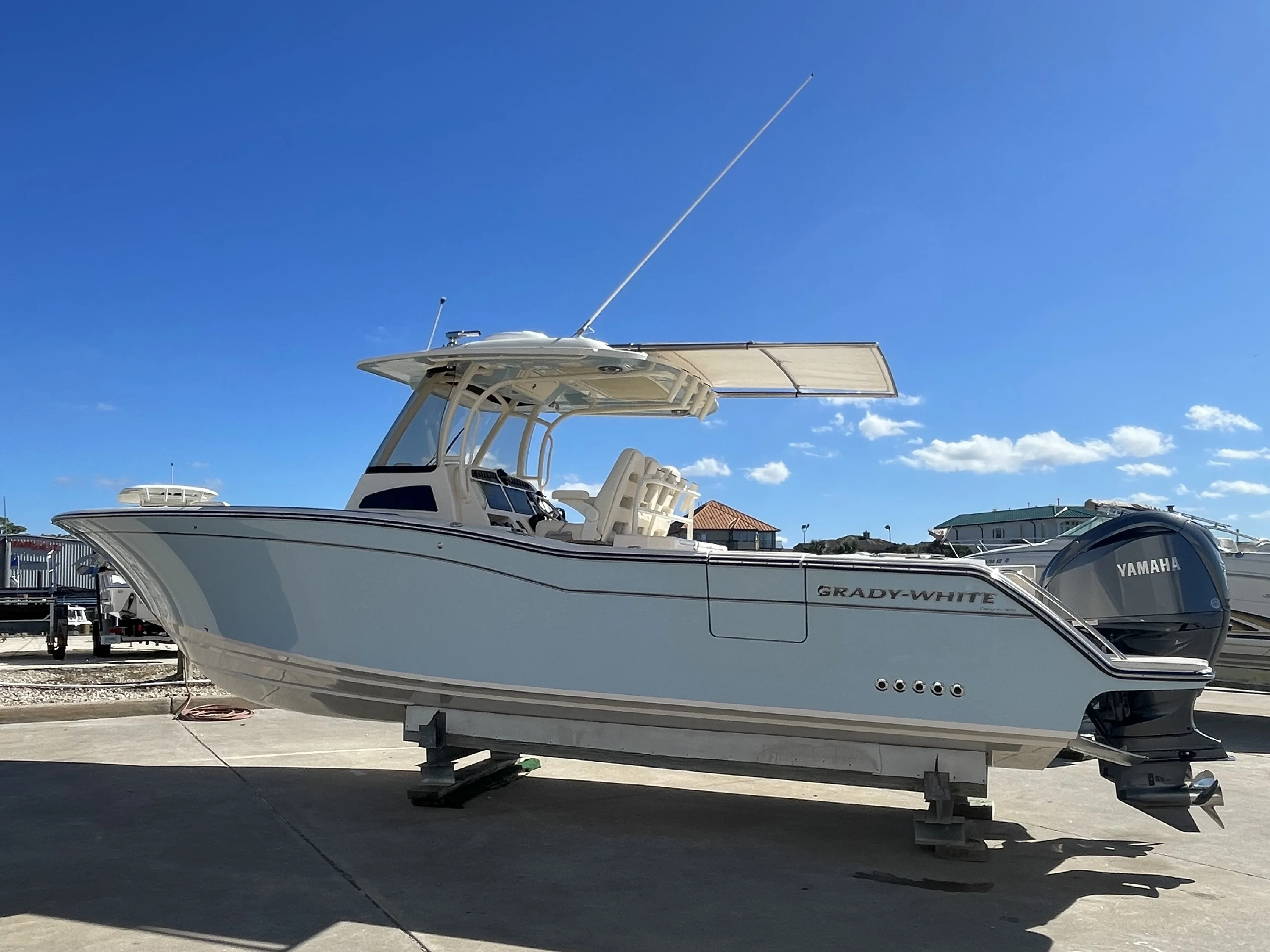 2023 Grady-White Canyon 326 Image Thumbnail #8