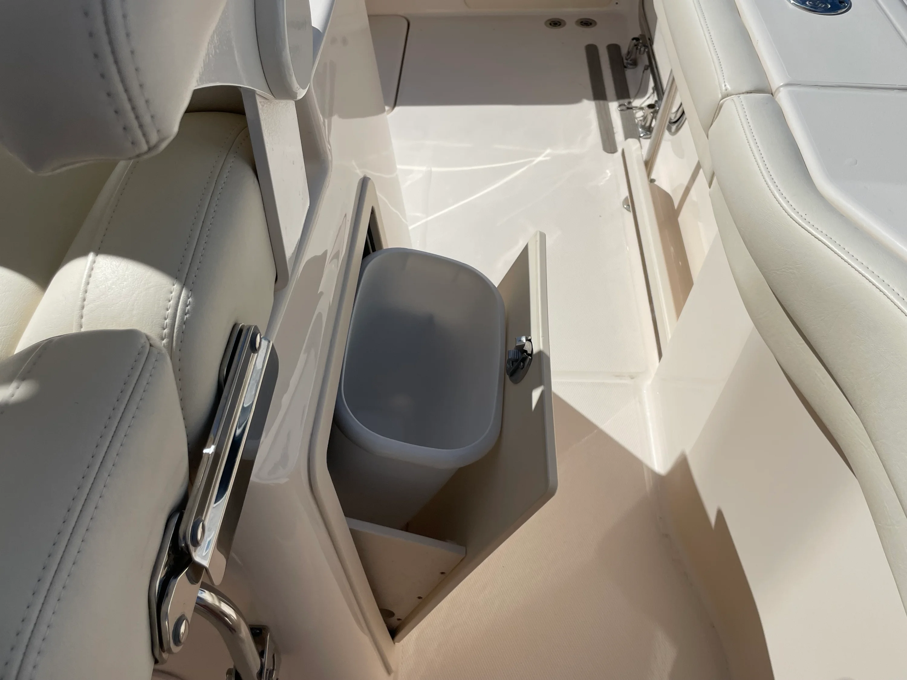 2023 Grady-White Canyon 326 Image Thumbnail #28