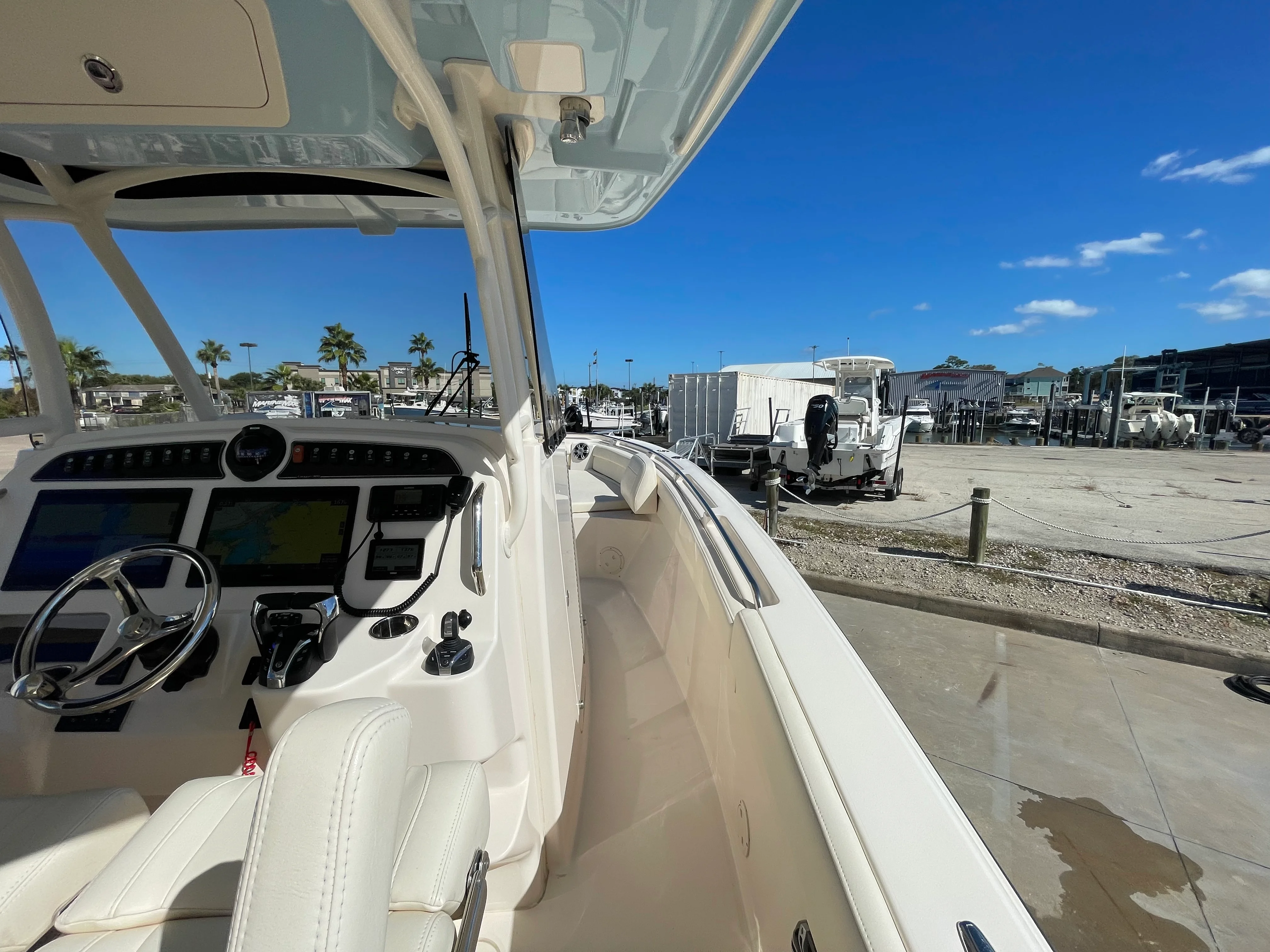 2023 Grady-White Canyon 326 Image Thumbnail #17