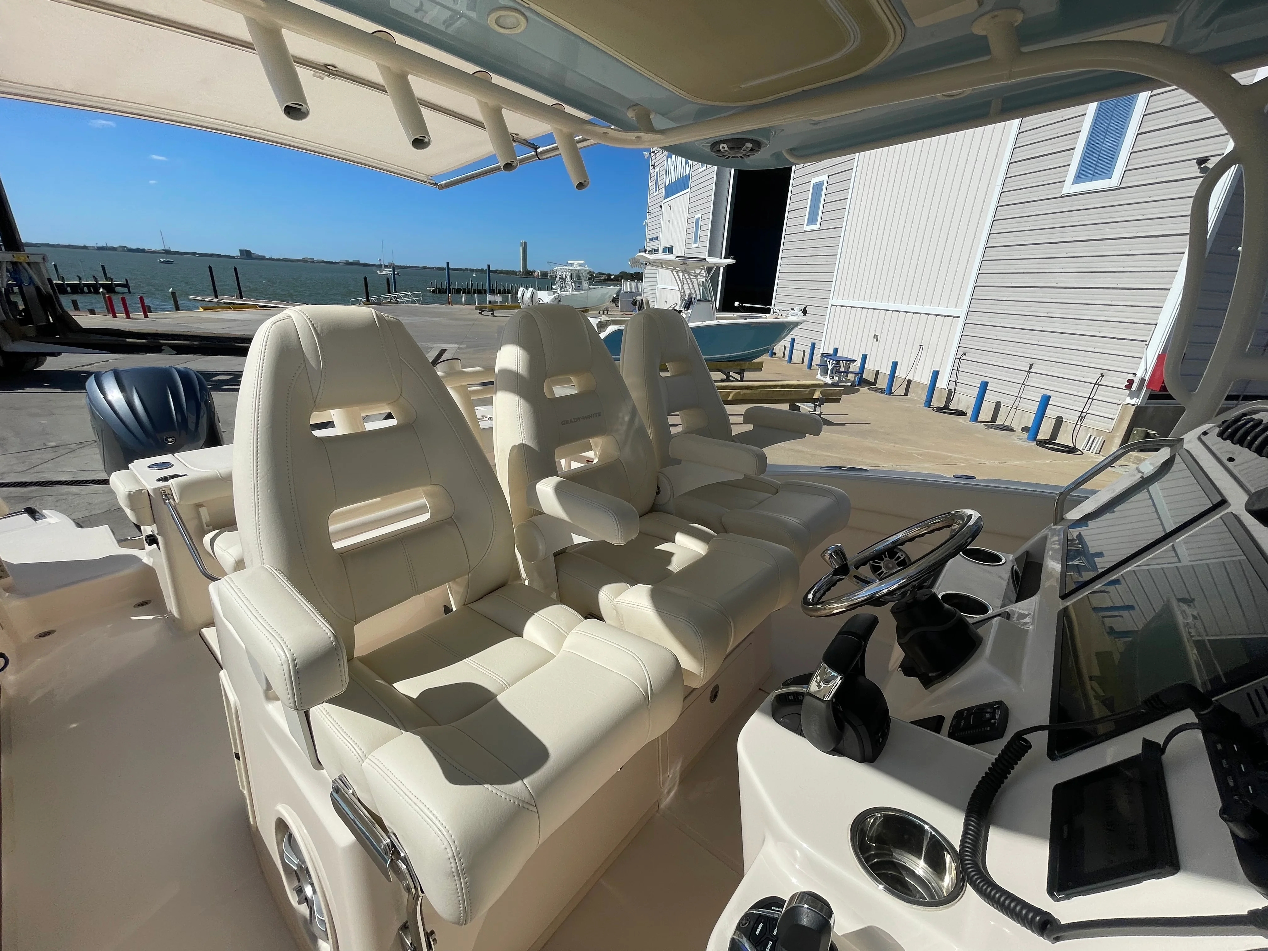 2023 Grady-White Canyon 326 Image Thumbnail #15