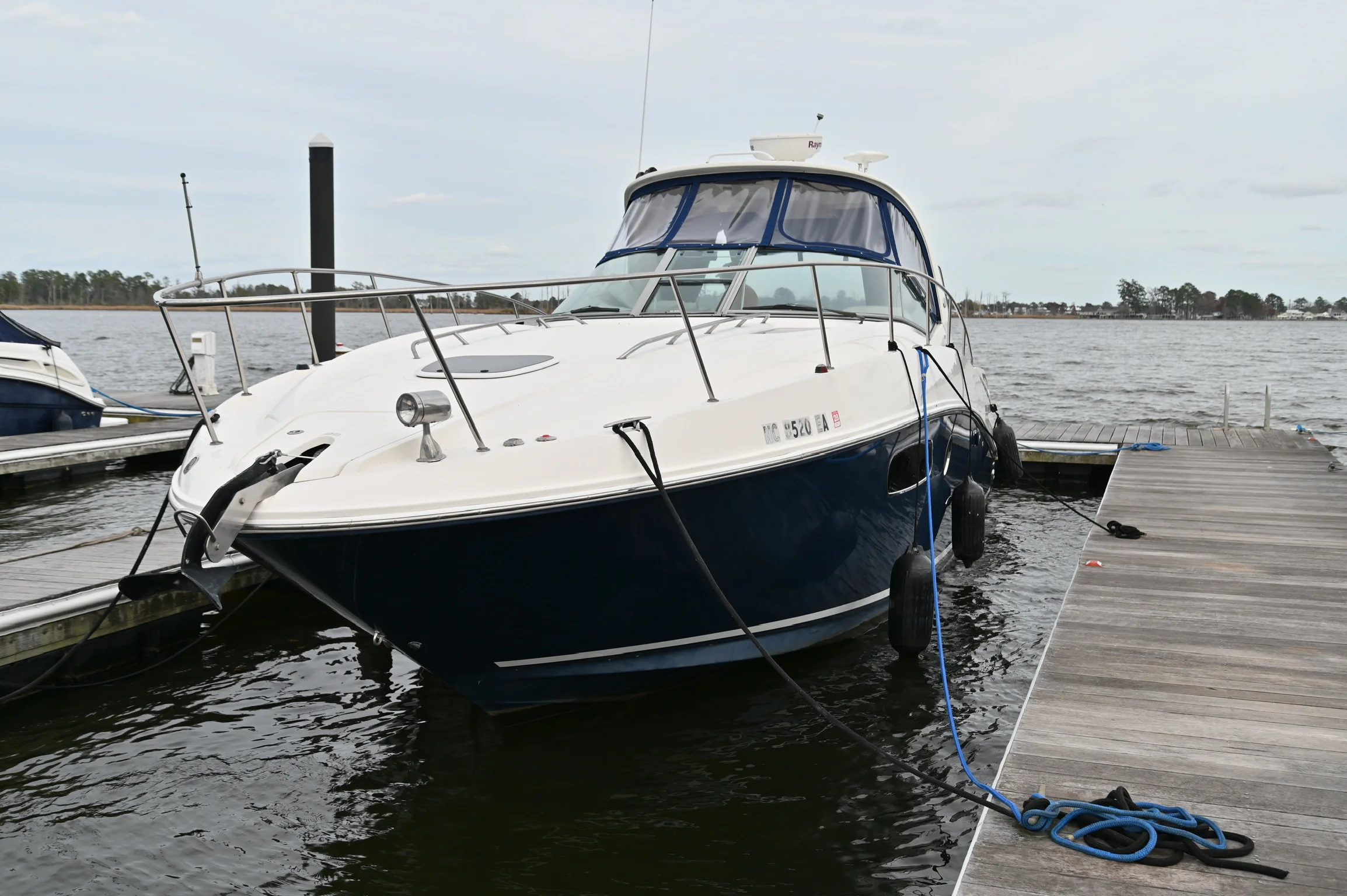 2008 Sea Ray 350 SUNDANCER Image Thumbnail #2