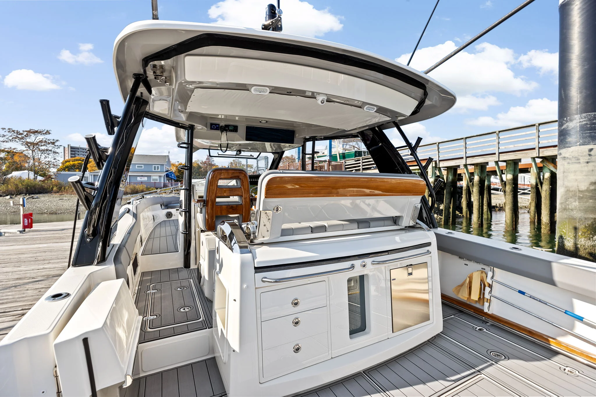 2022 Boston Whaler 420 Outrage Image Thumbnail #11