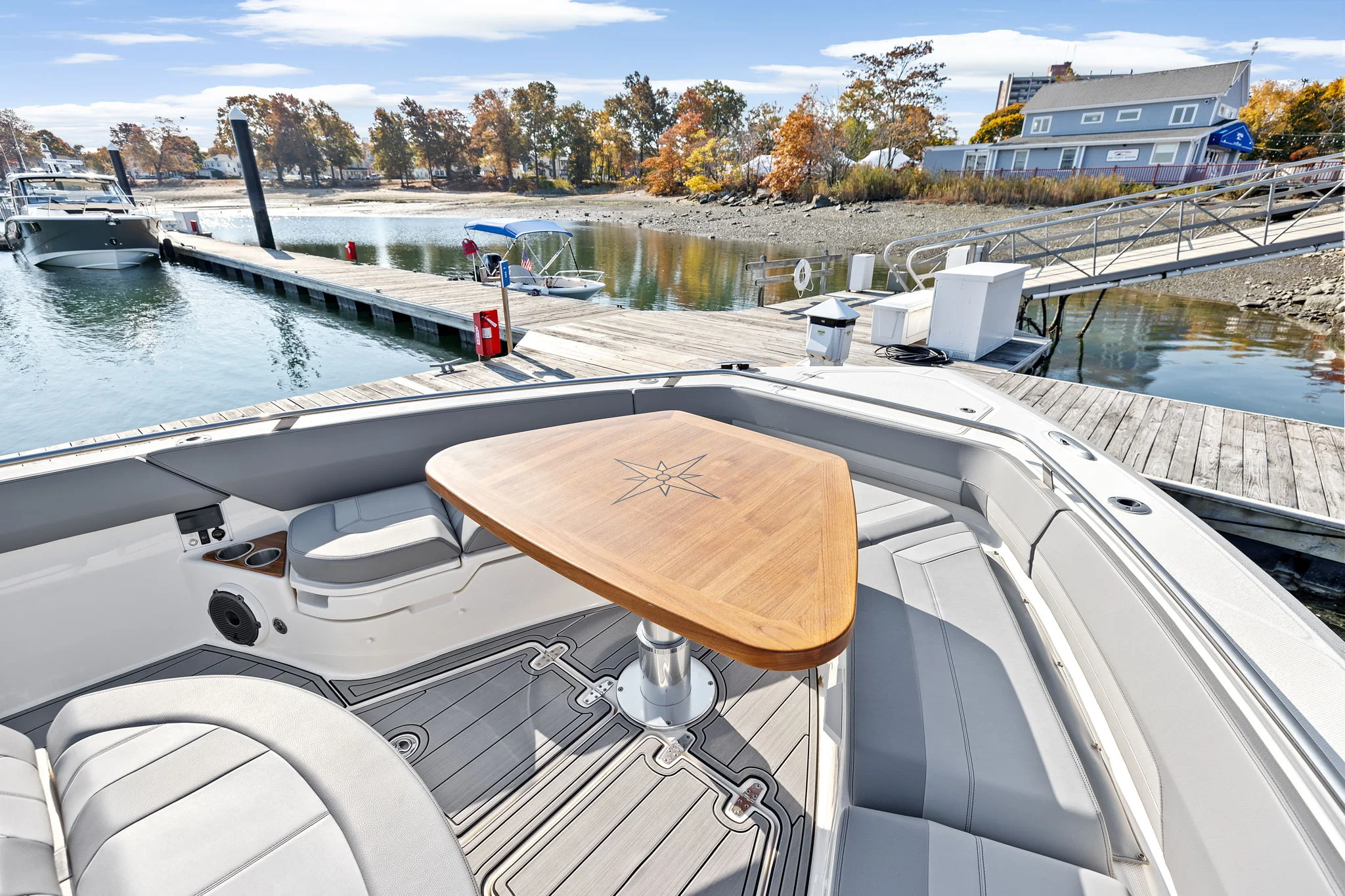 2022 Boston Whaler 420 Outrage Image Thumbnail #41