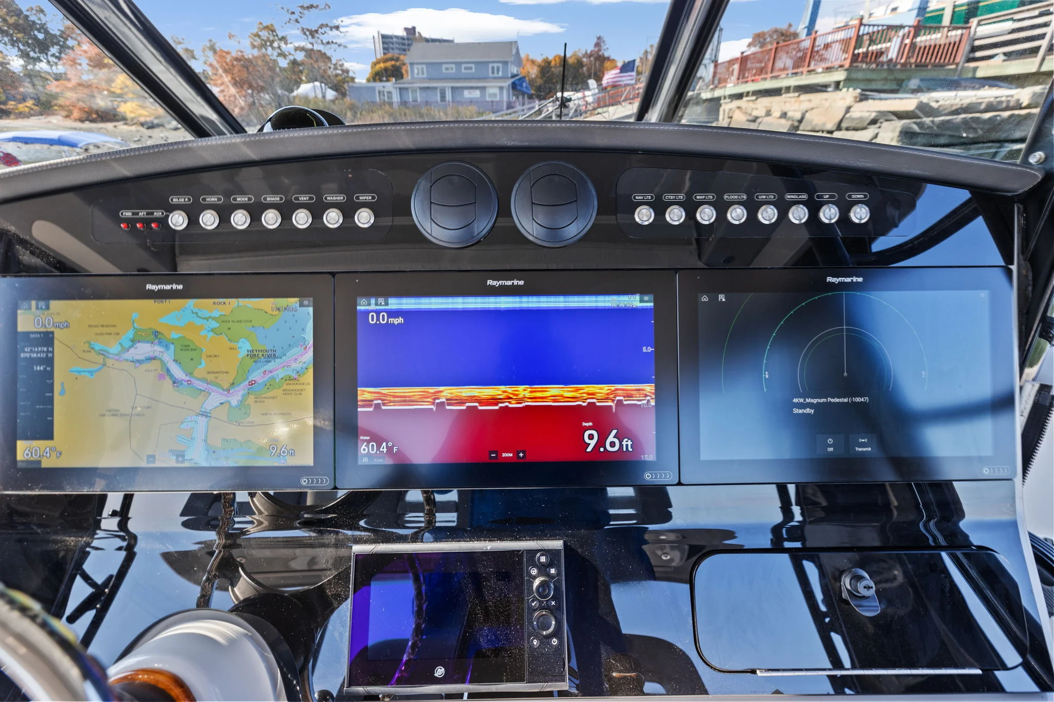 2022 Boston Whaler 420 Outrage Image Thumbnail #20