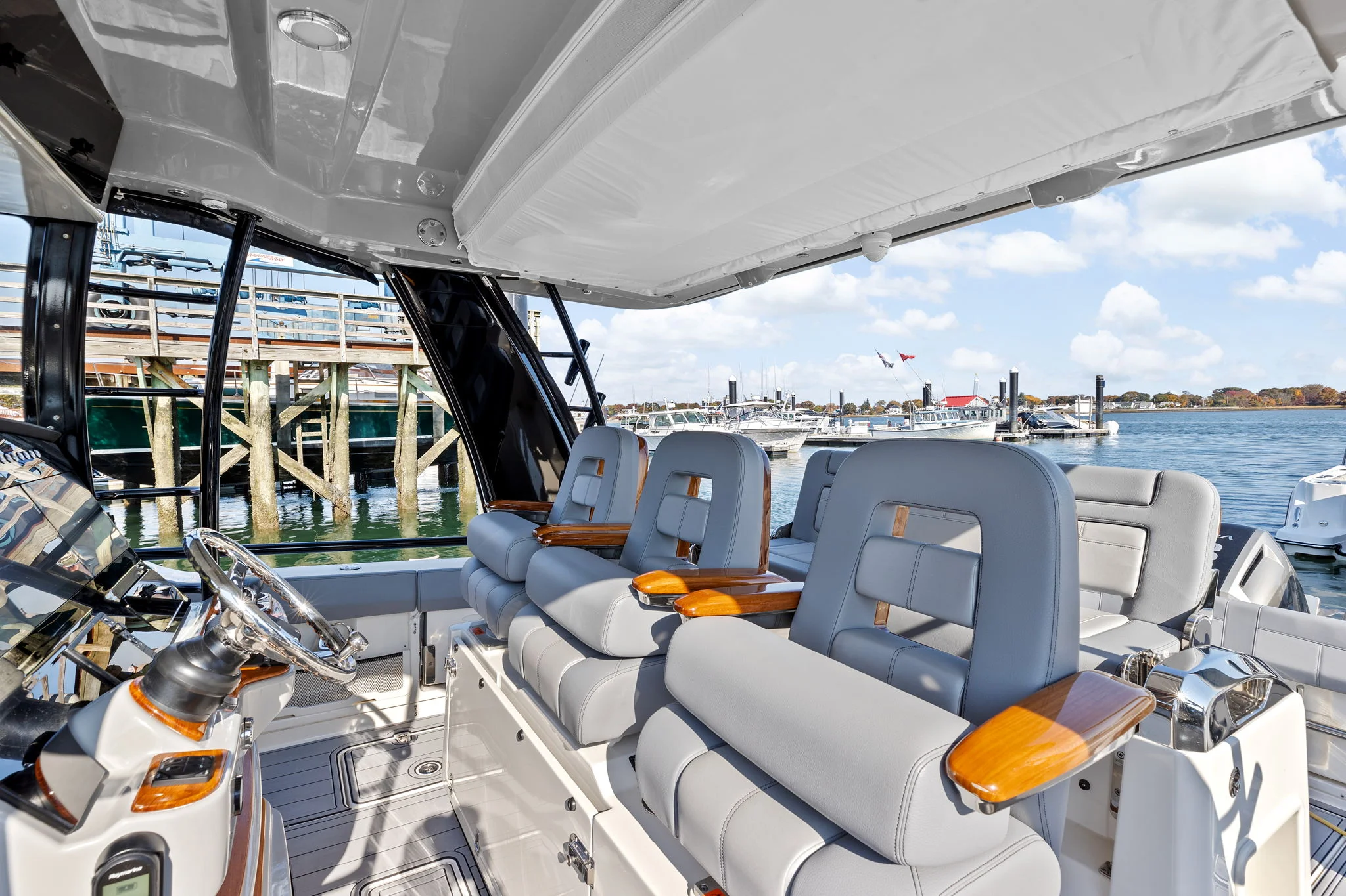 2022 Boston Whaler 420 Outrage Image Thumbnail #14