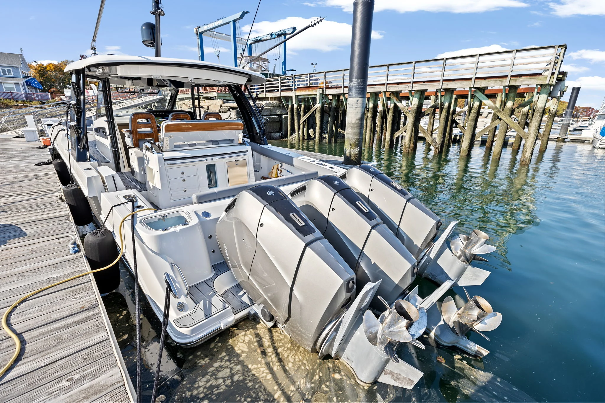 2022 Boston Whaler 420 Outrage Image Thumbnail #5