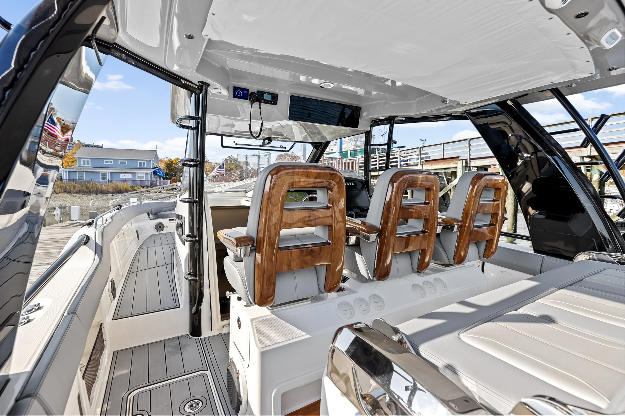 2022 Boston Whaler 420 Outrage Image Thumbnail #13