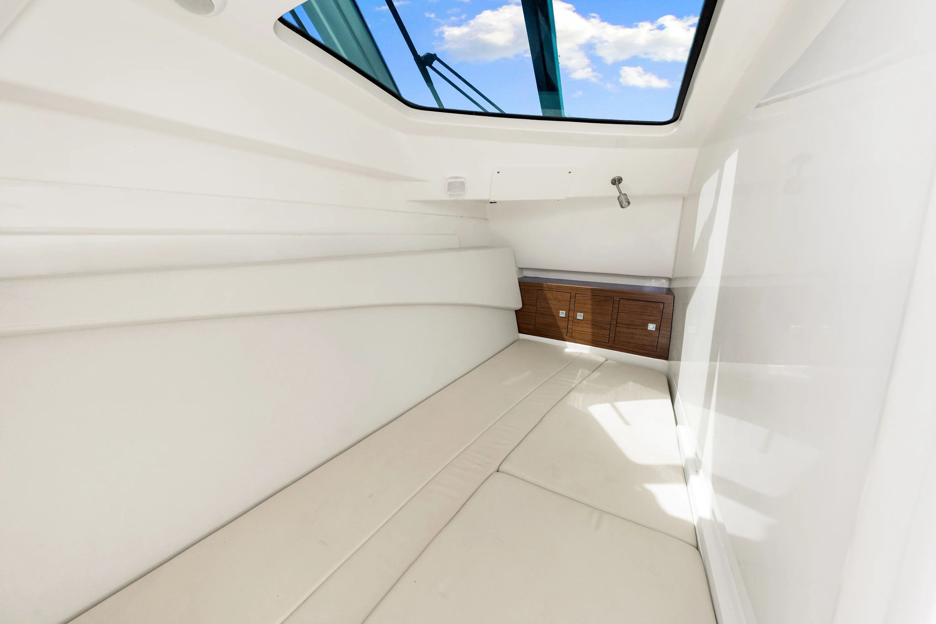 2023 Boston Whaler 320 Vantage Image Thumbnail #58