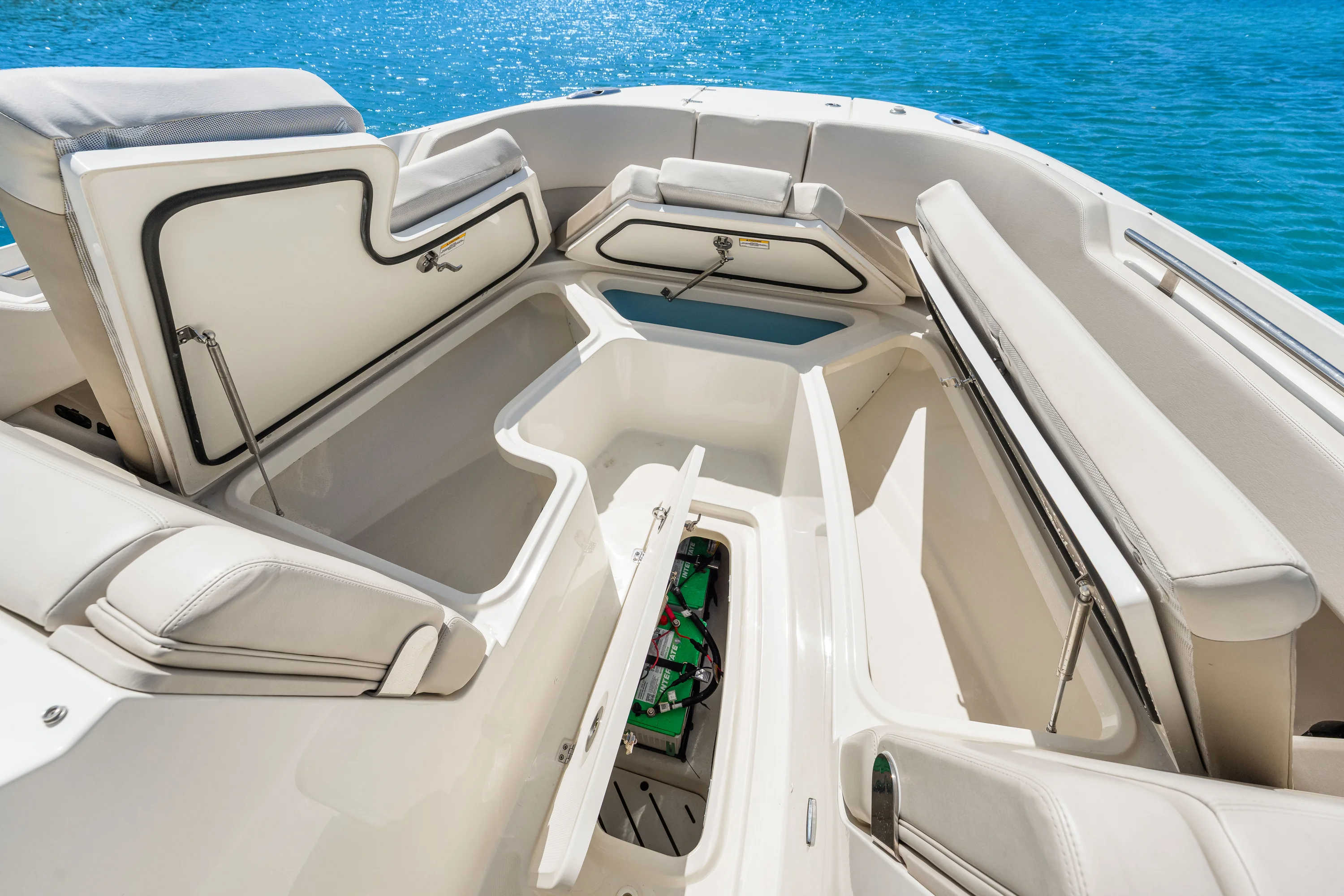 2023 Boston Whaler 320 Vantage Image Thumbnail #55