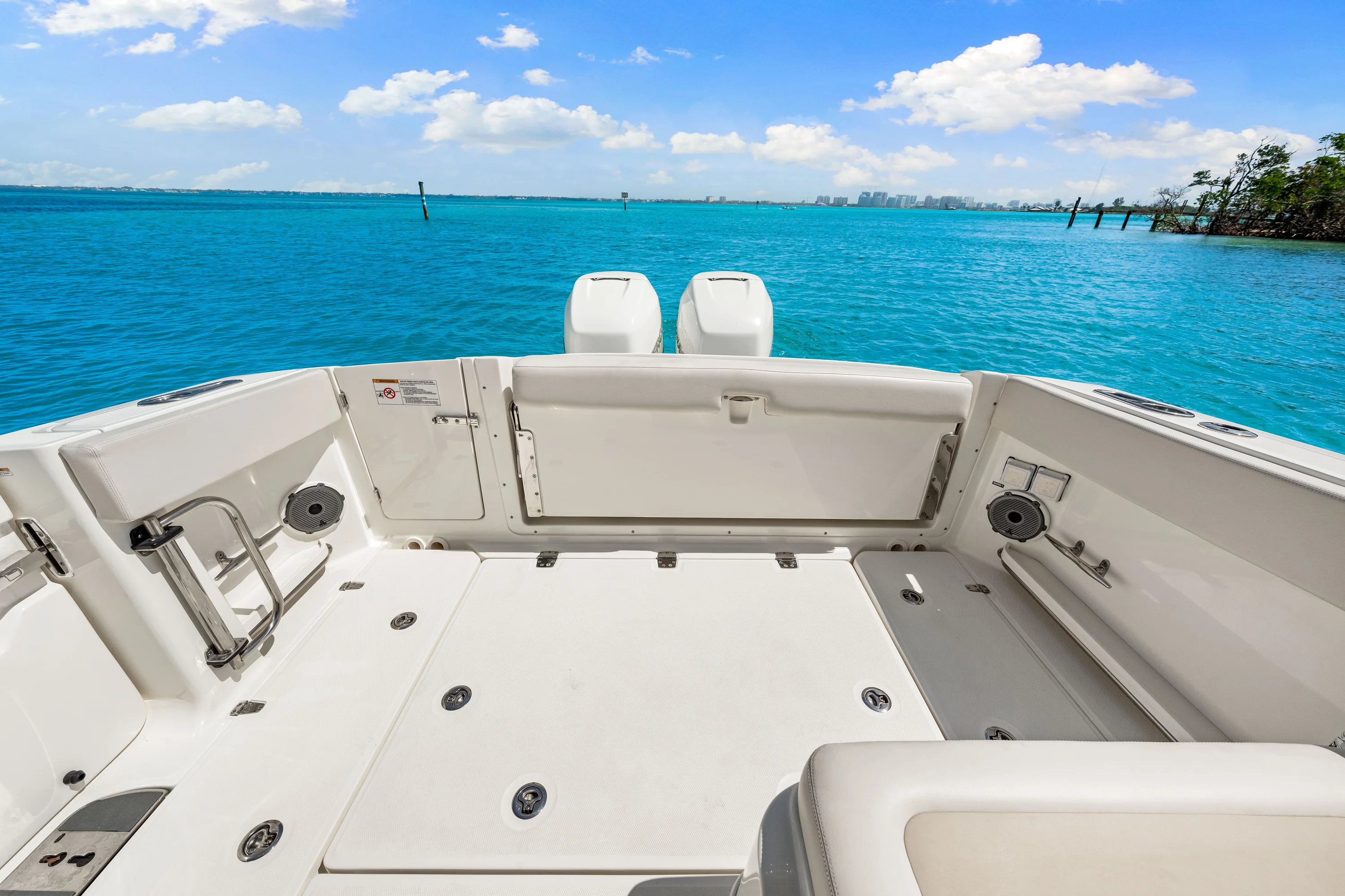 2023 Boston Whaler 320 Vantage Image Thumbnail #21