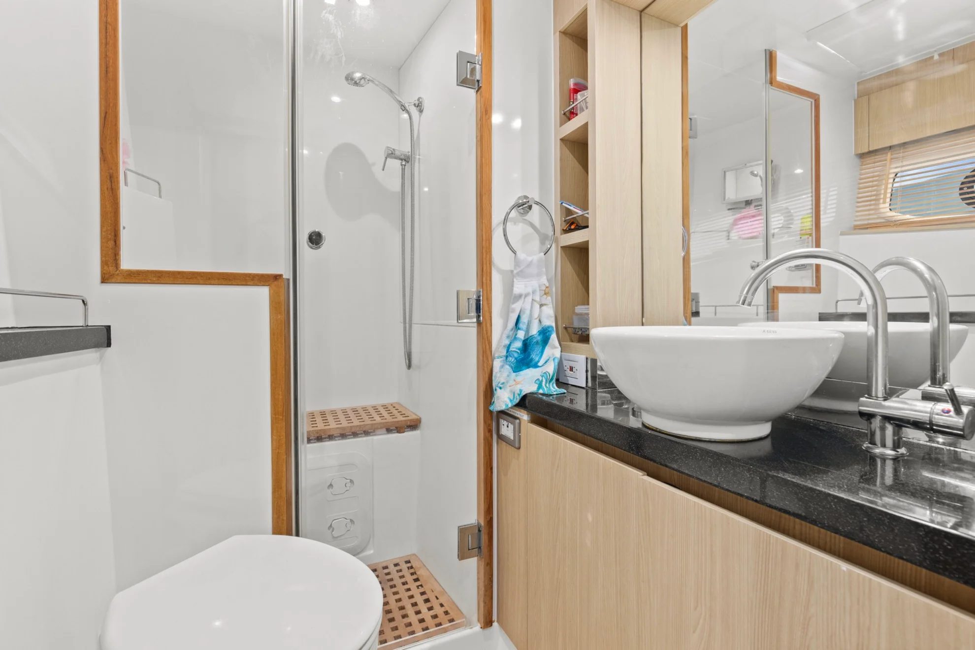 2018 Aquila 44 Image Thumbnail #28