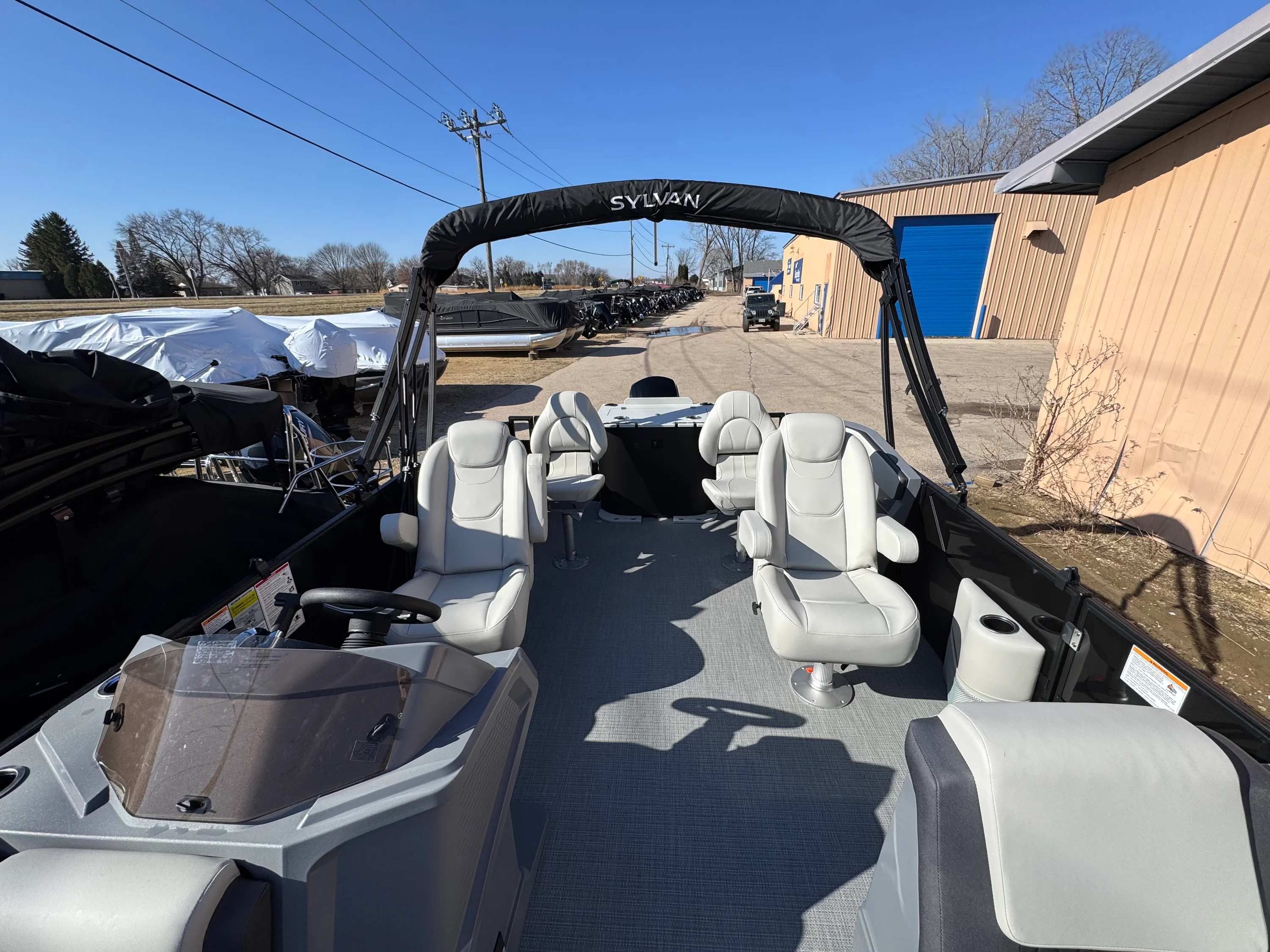 2026 Sylvan R-20 PARTY FISH Image Thumbnail #4