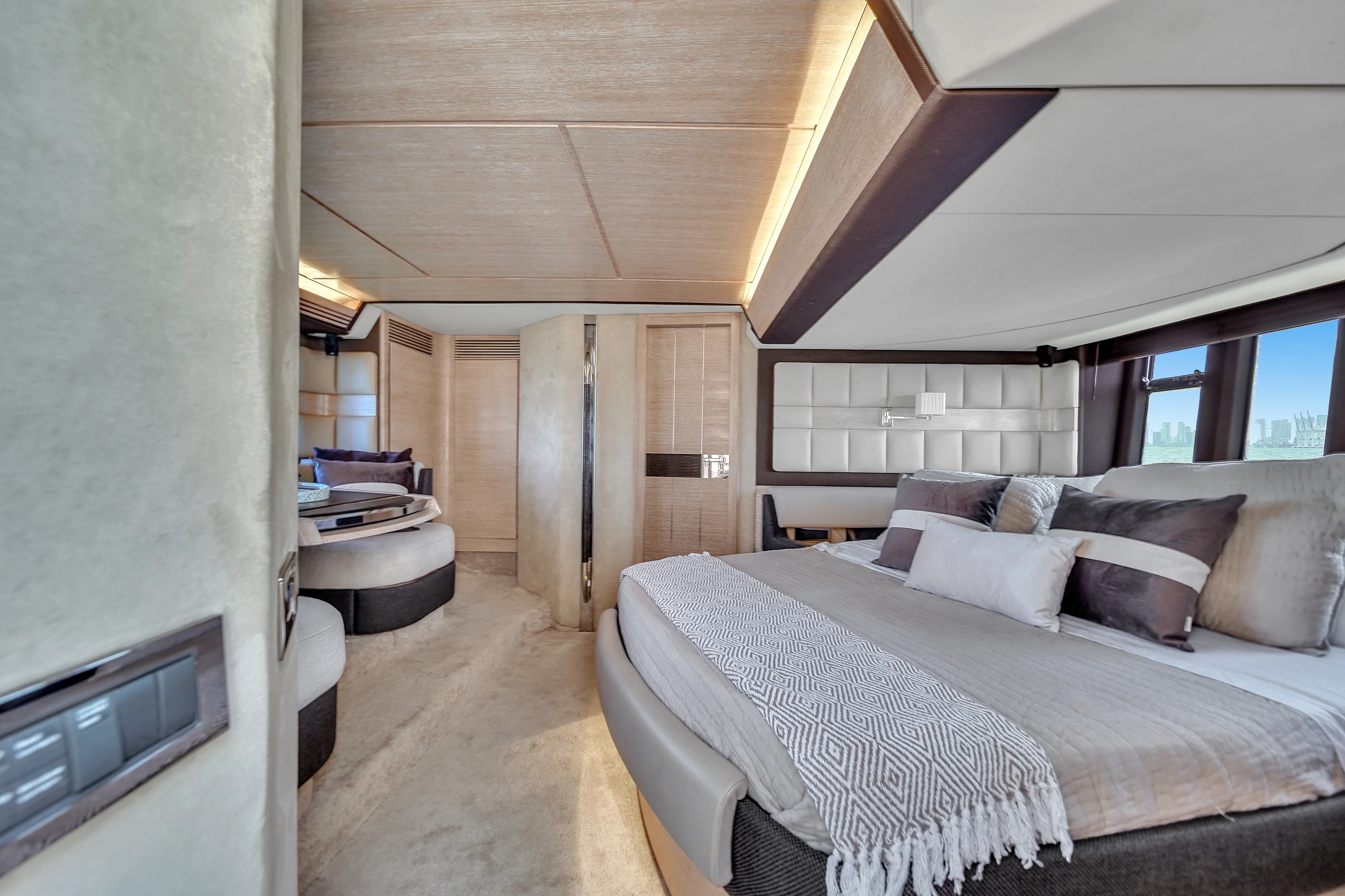 2012 Azimut 64 FLY Image Thumbnail #76