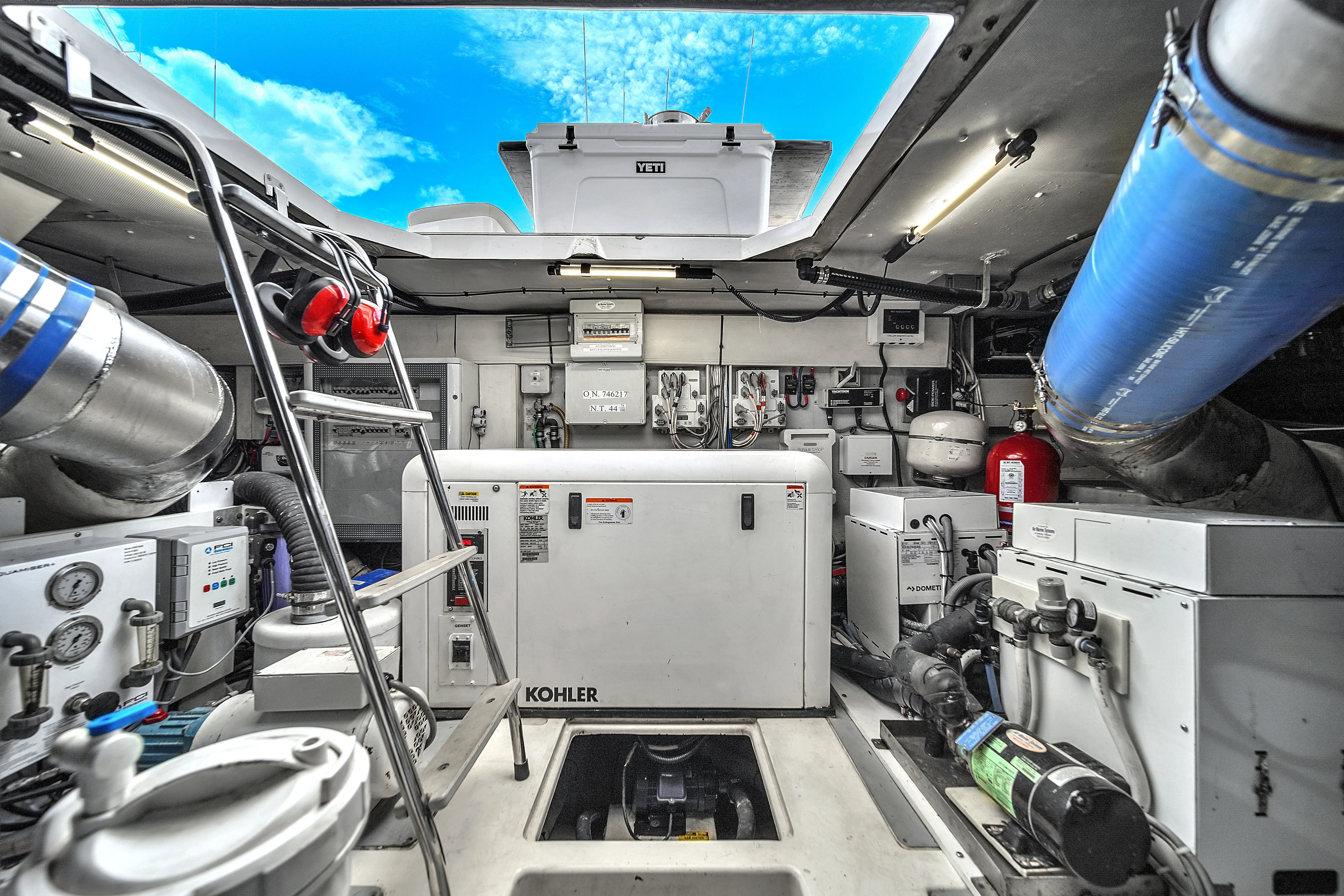 2012 Azimut 64 FLY Image Thumbnail #87