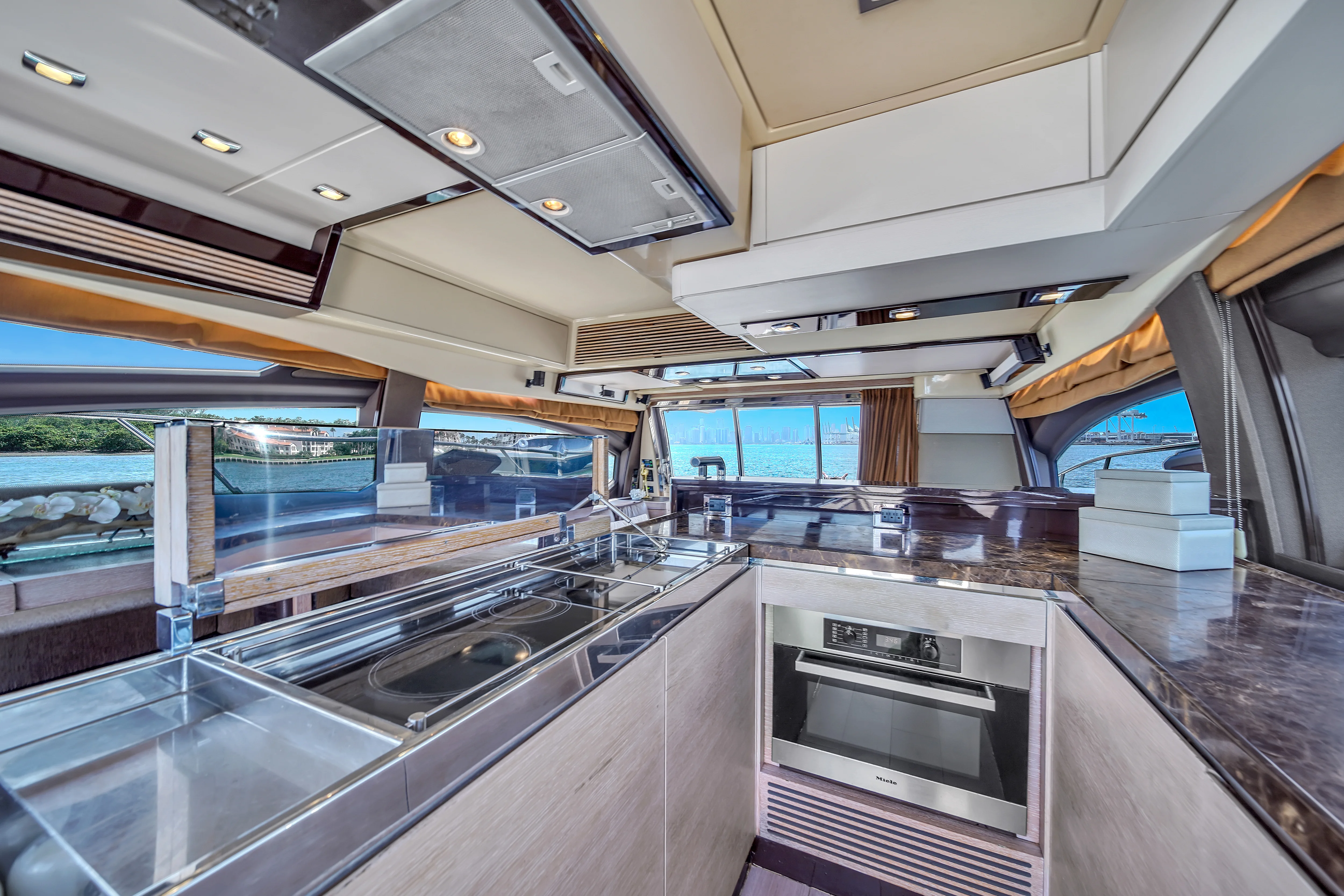 2012 Azimut 64 FLY Image Thumbnail #63