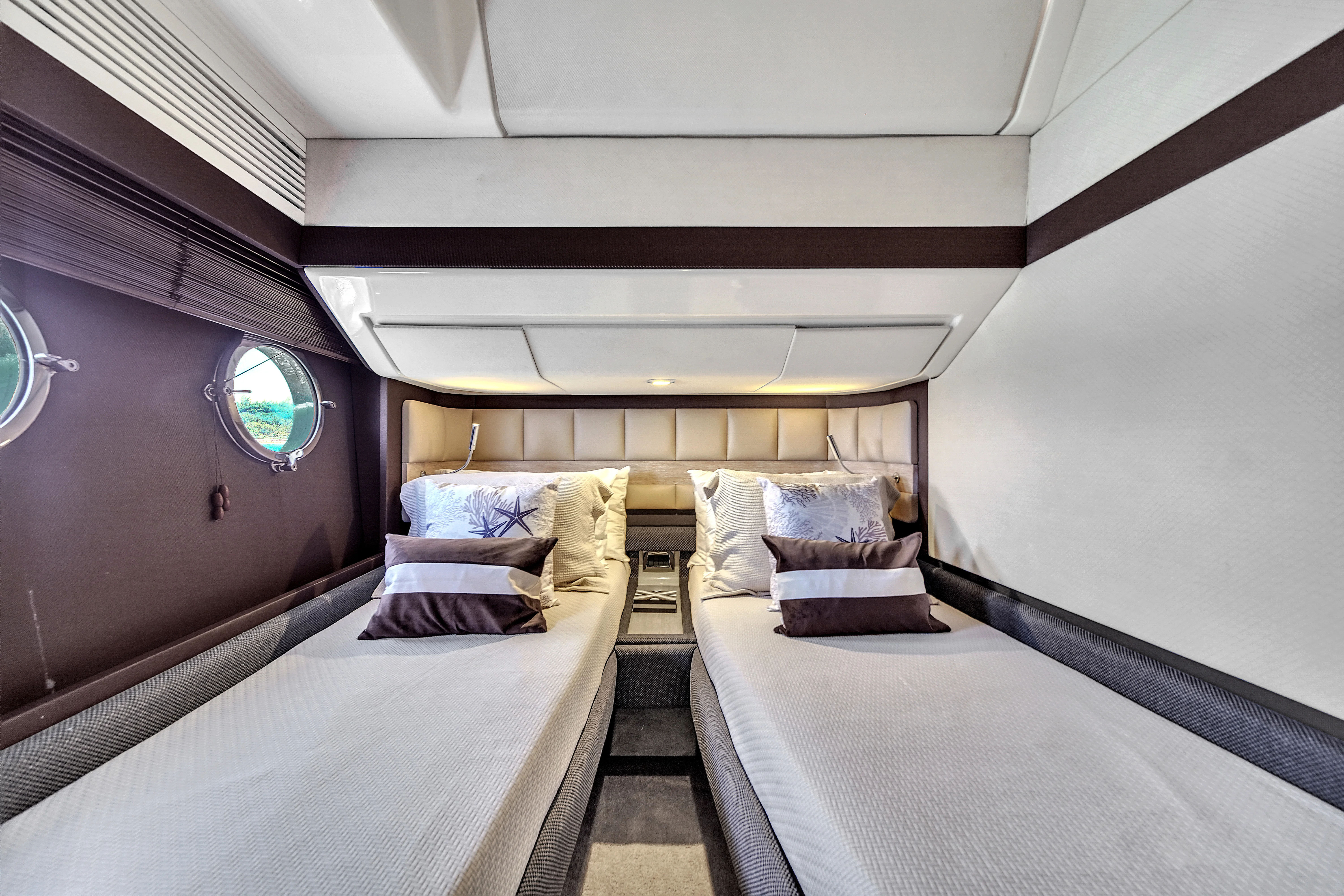 2012 Azimut 64 FLY Image Thumbnail #79