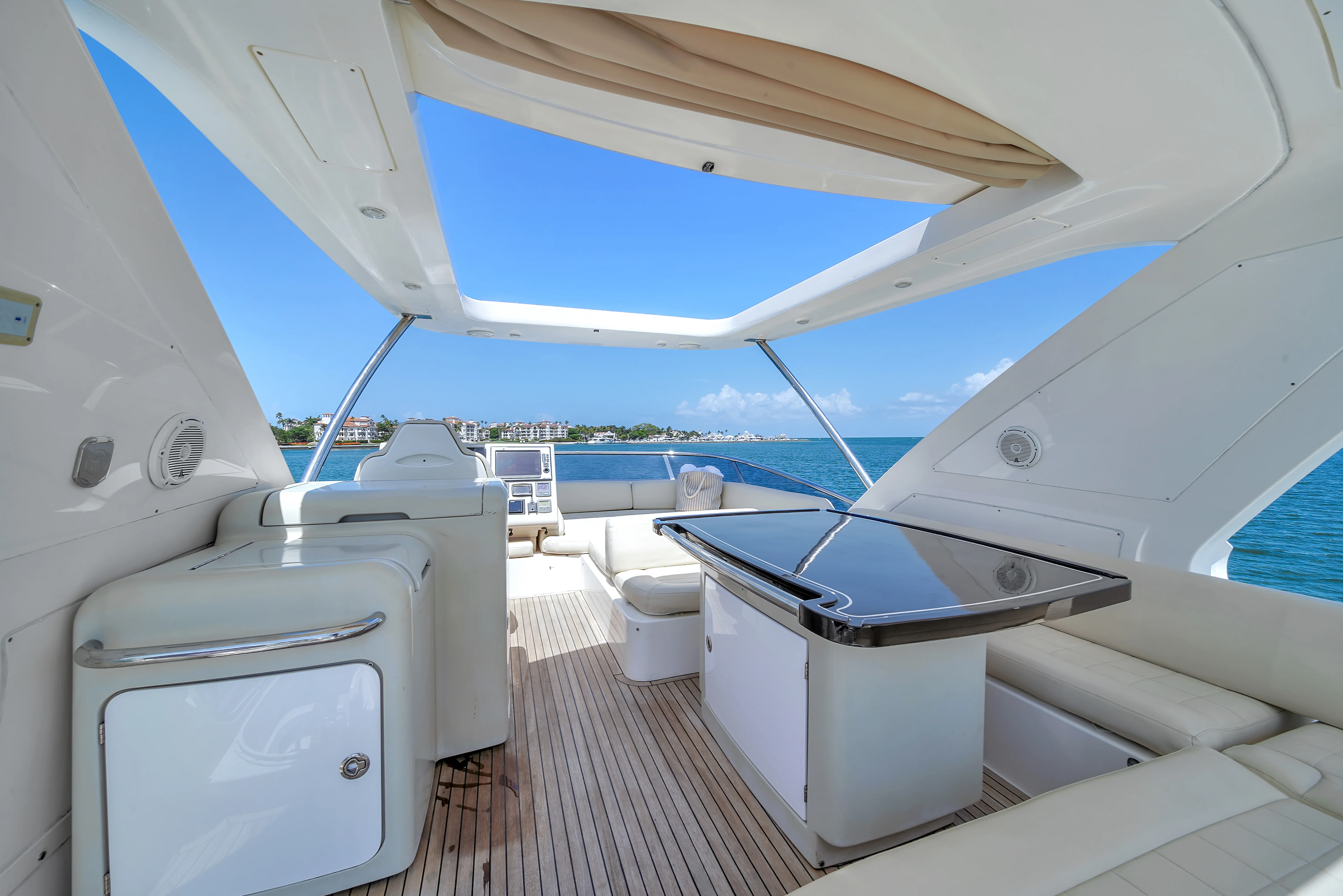 2012 Azimut 64 FLY Image Thumbnail #38