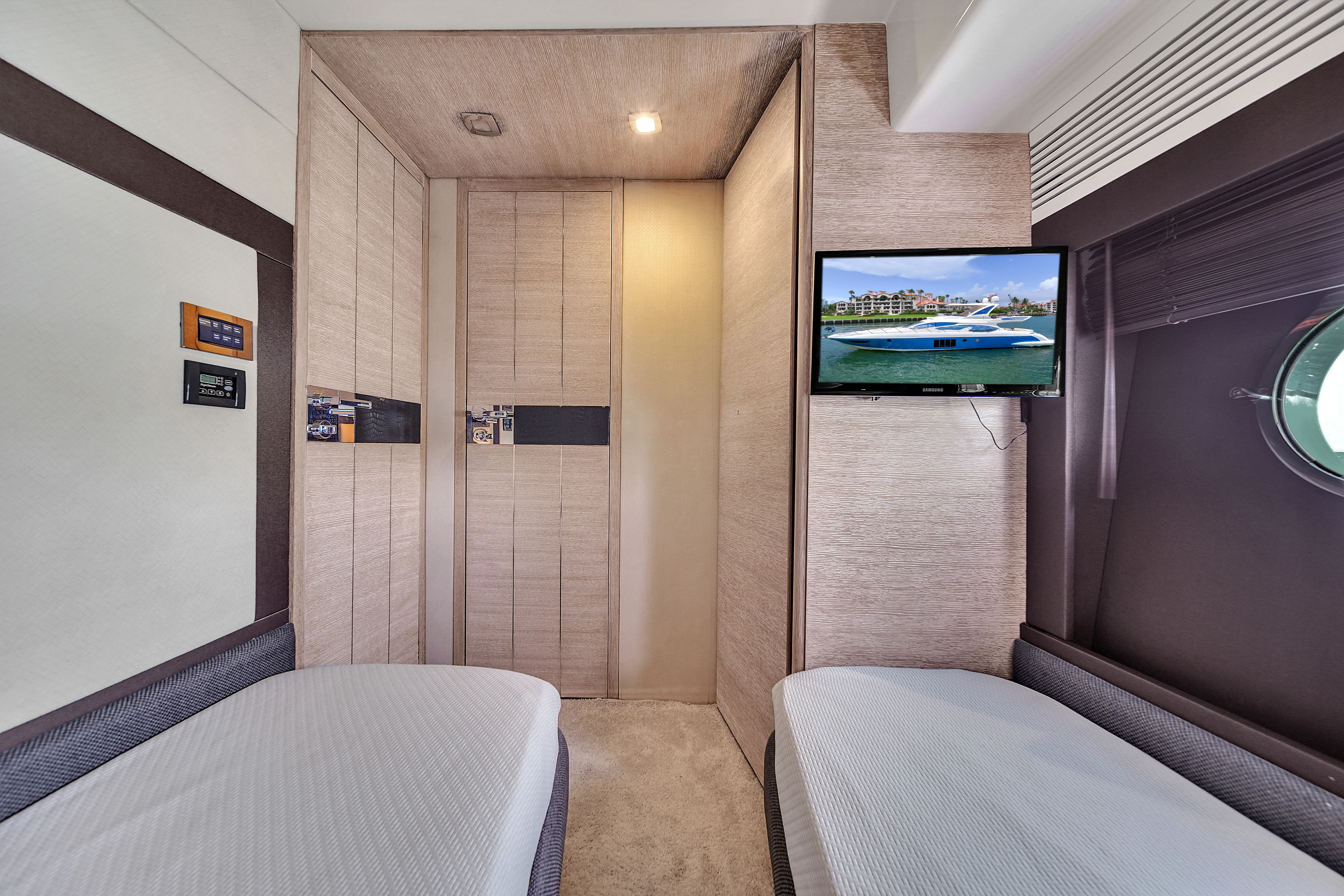 2012 Azimut 64 FLY Image Thumbnail #80