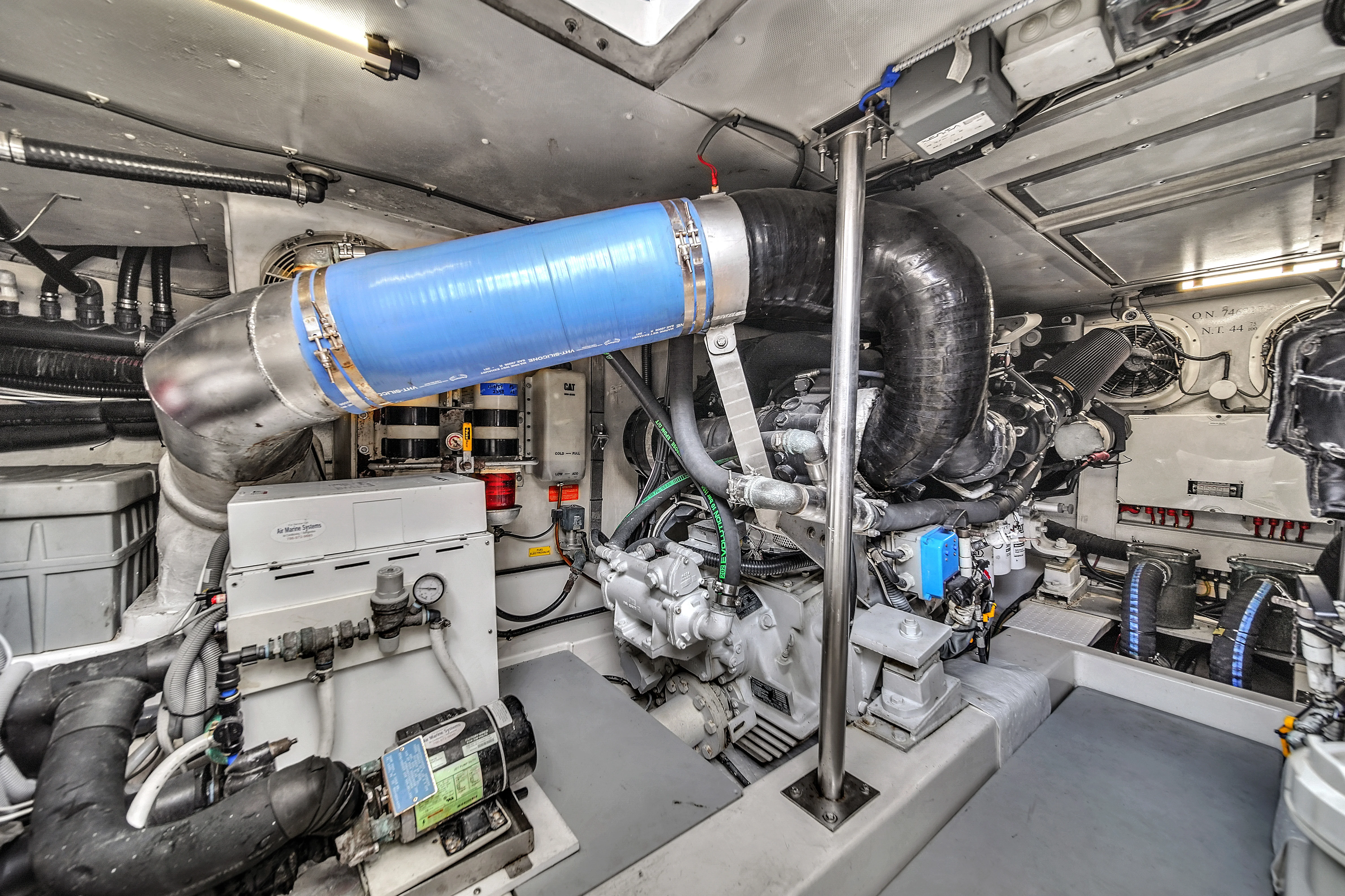 2012 Azimut 64 FLY Image Thumbnail #91