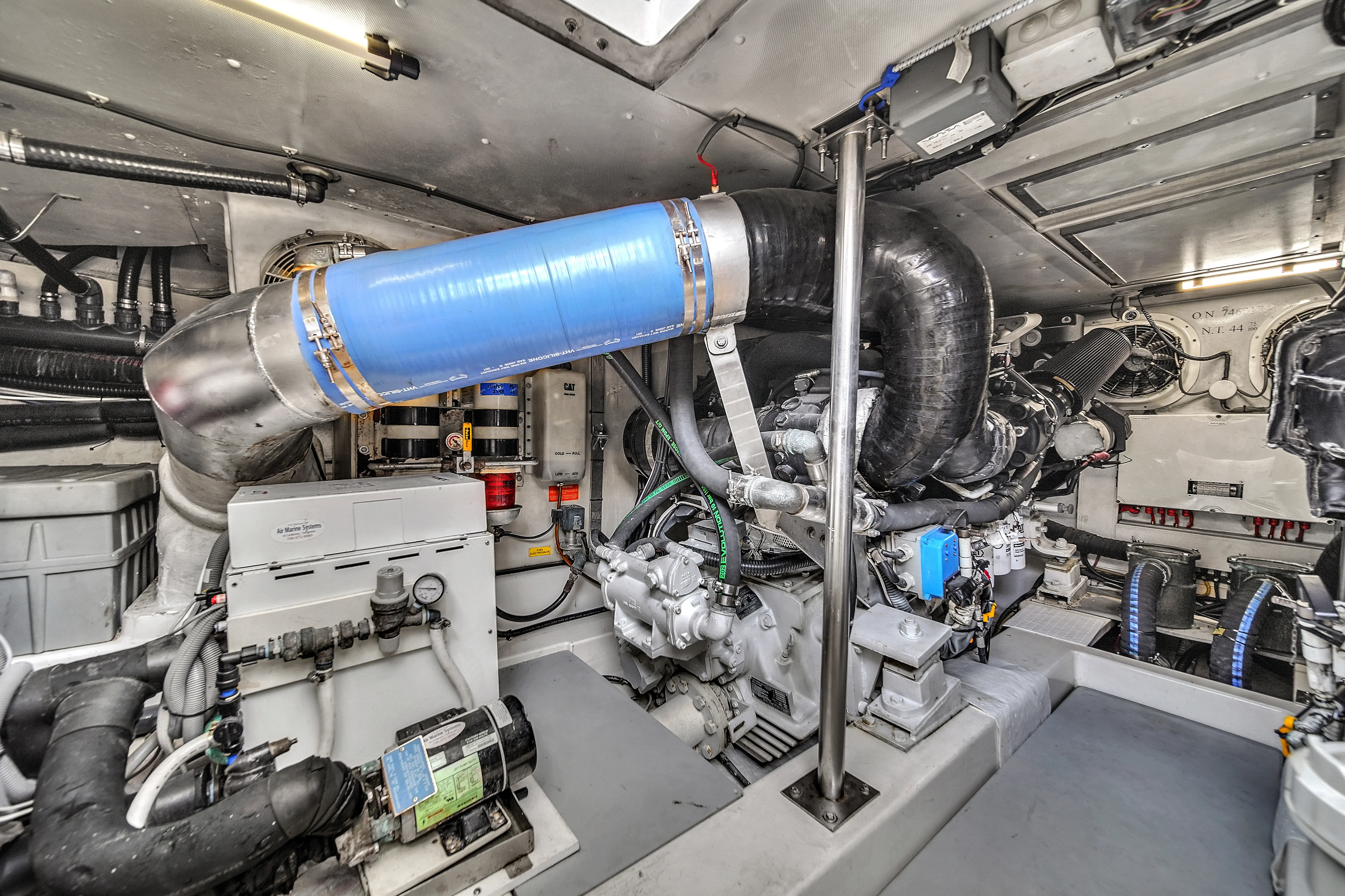 2012 Azimut 64 FLY Image Thumbnail #85