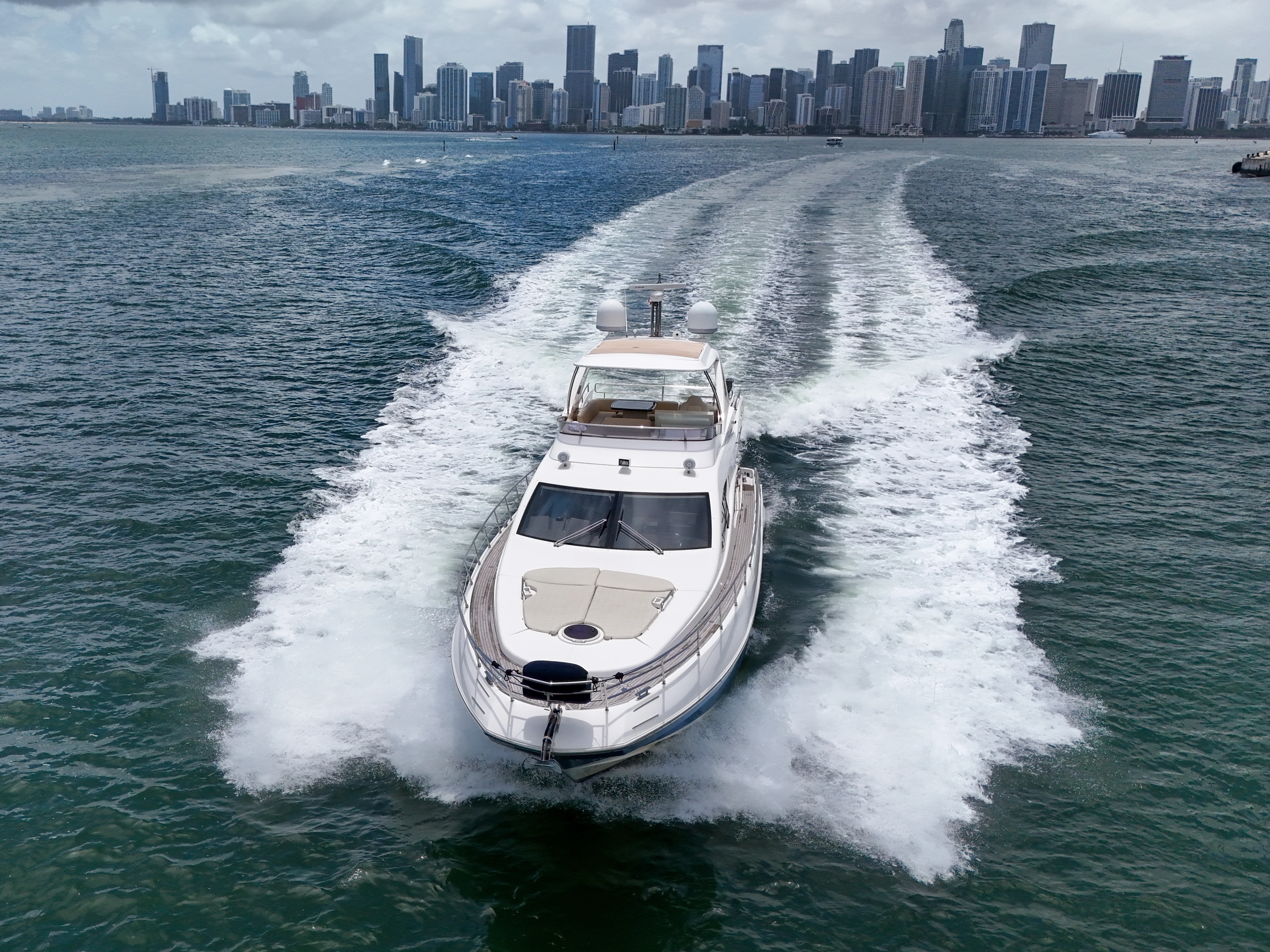 2012 Azimut 64 FLY Image Thumbnail #26