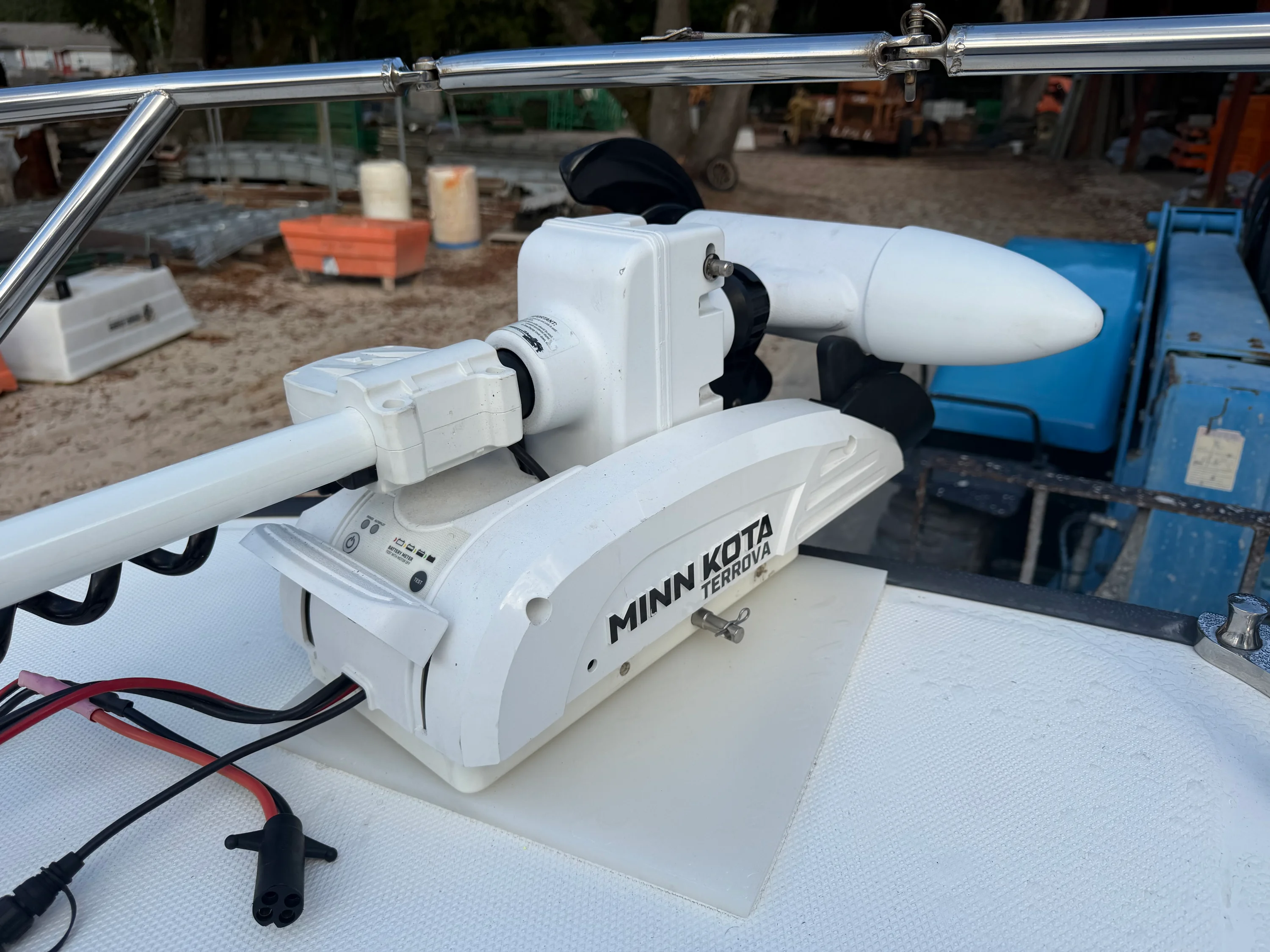 2015 Boston Whaler 190 MONTAUAK Image Thumbnail #11