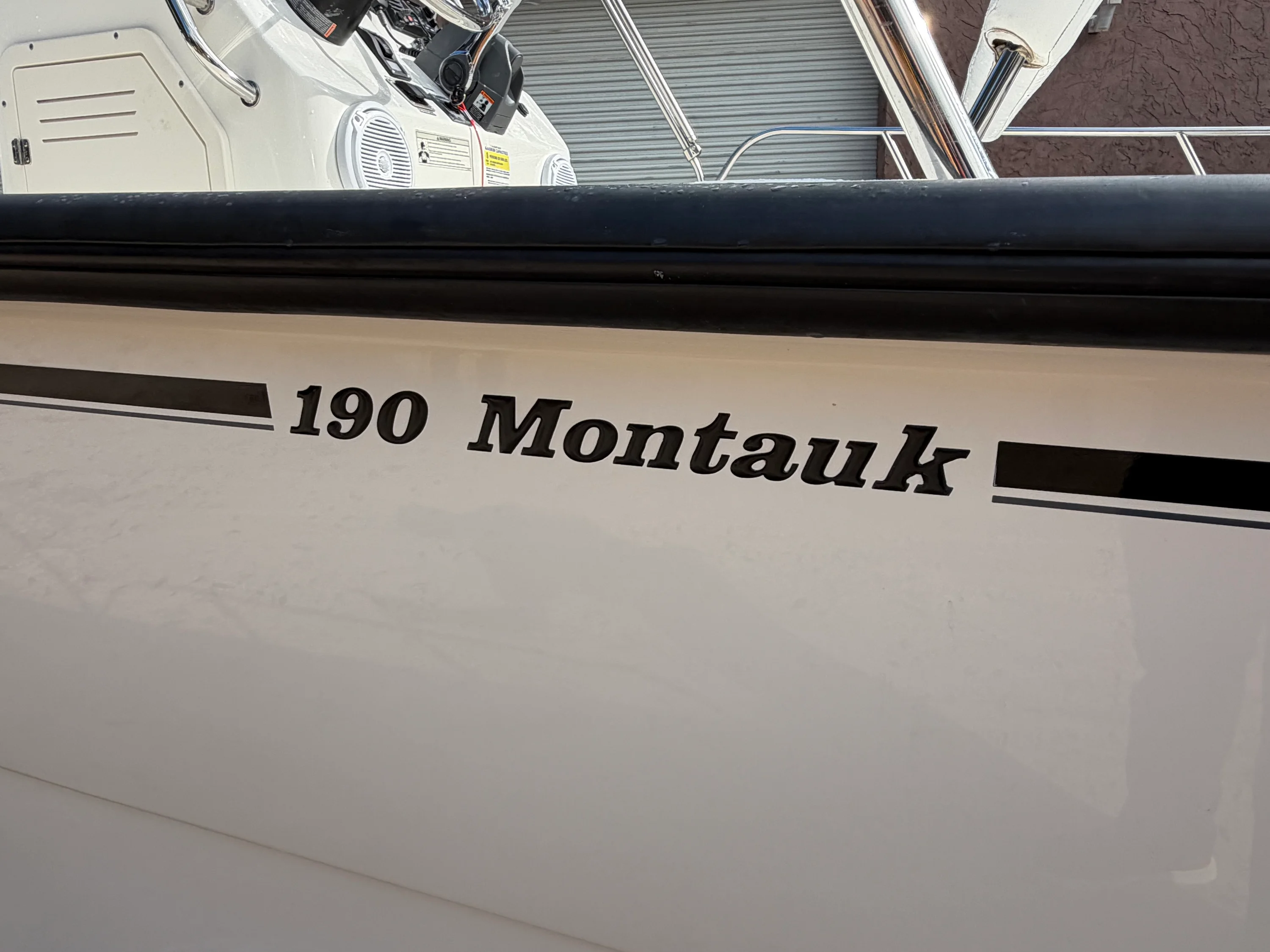 2015 Boston Whaler 190 MONTAUAK Image Thumbnail #65
