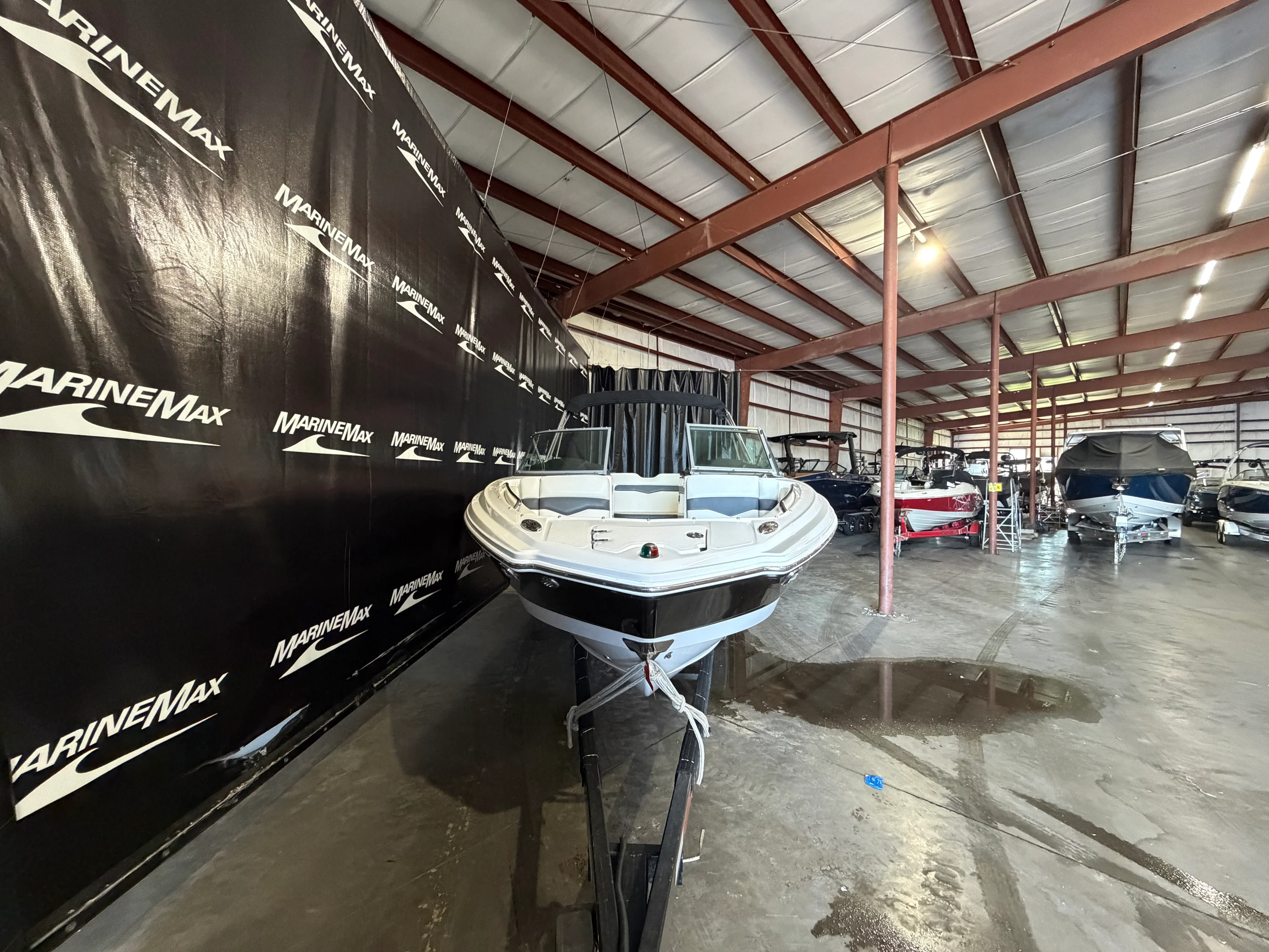 2014 Chaparral 226 SSI Image Thumbnail #2
