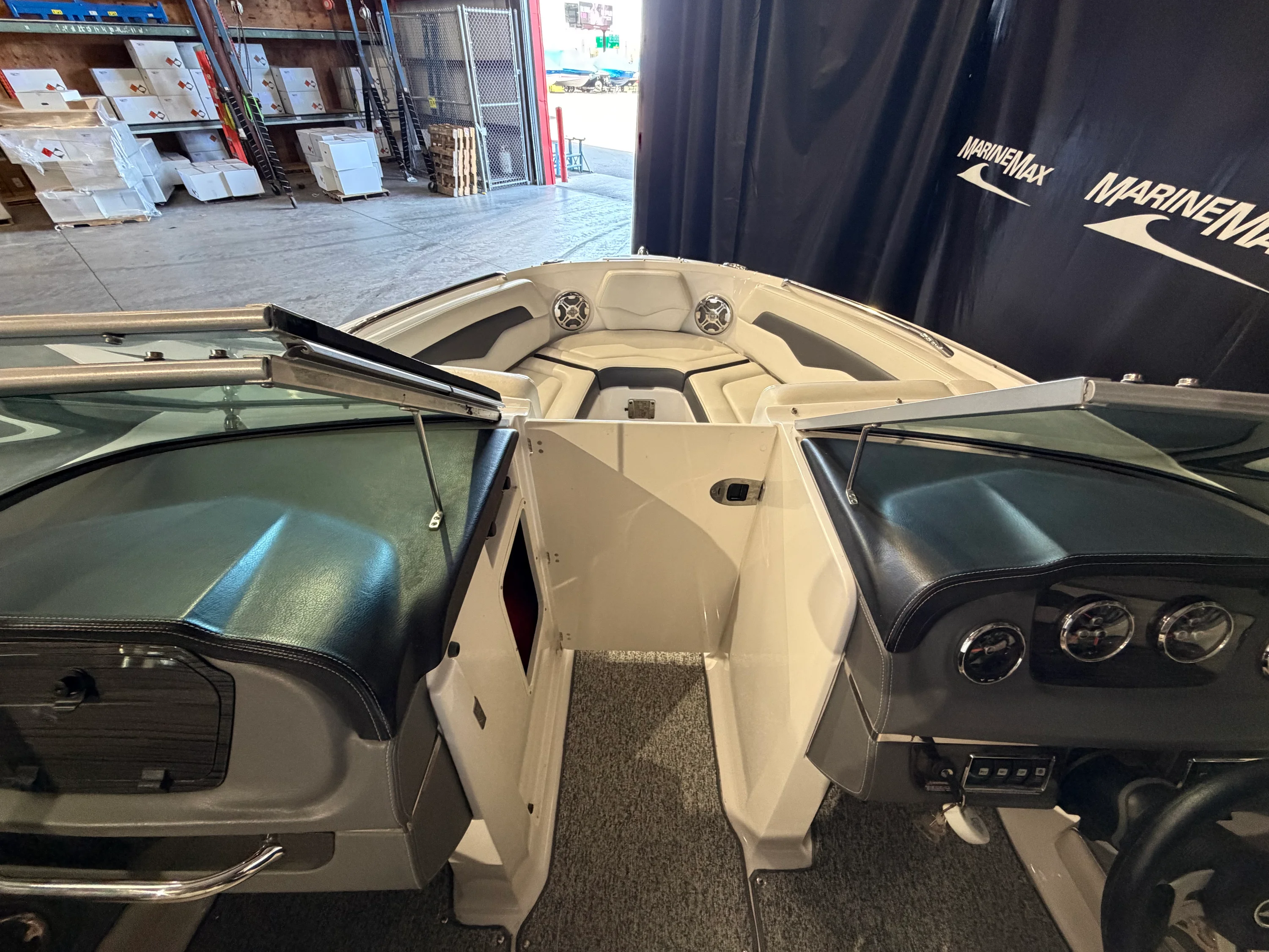 2014 Chaparral 226 SSI Image Thumbnail #30