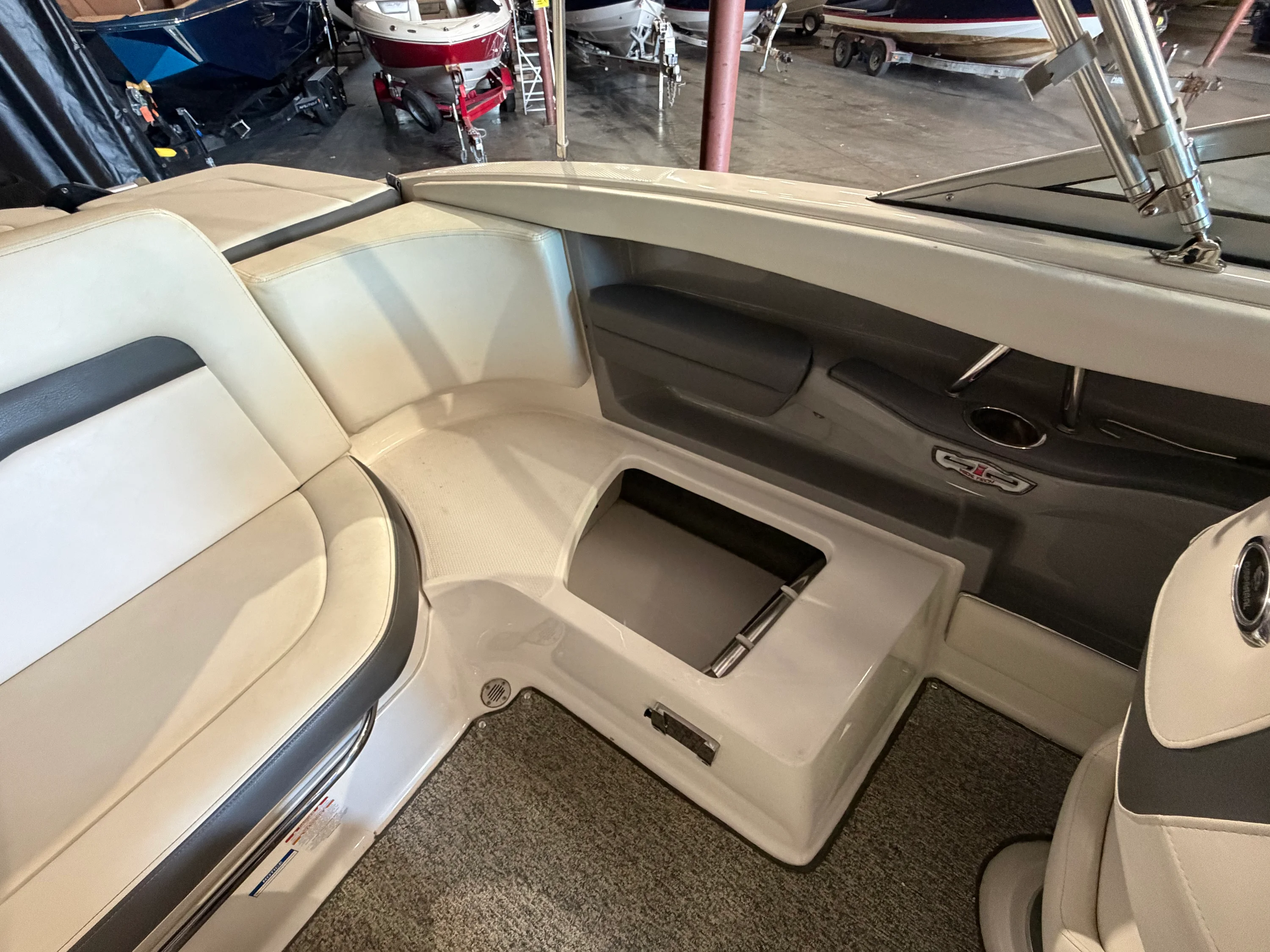 2014 Chaparral 226 SSI Image Thumbnail #21