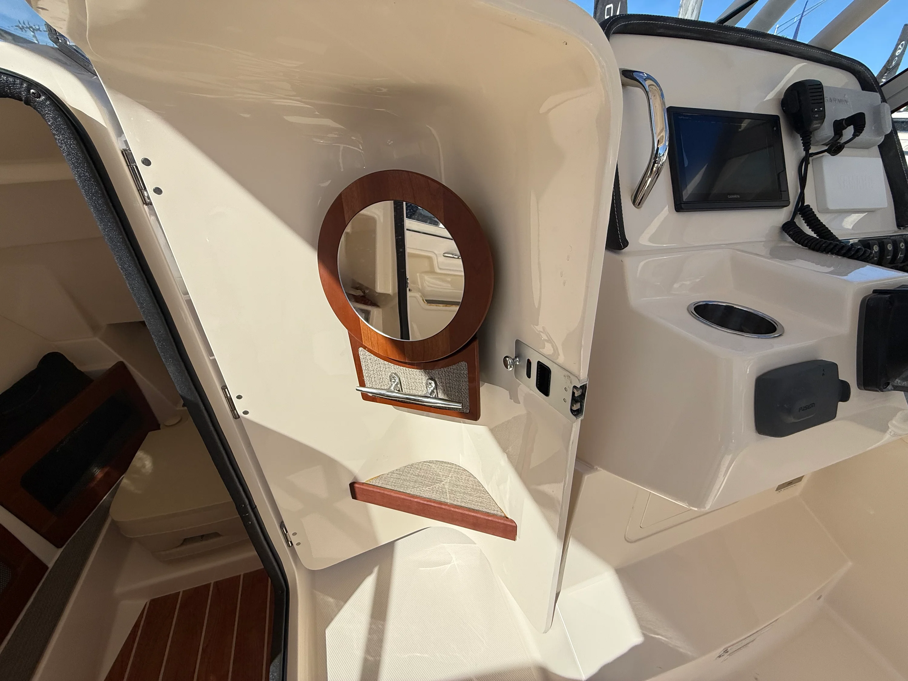 2017 Grady-White 235 FREEDOM Image Thumbnail #17