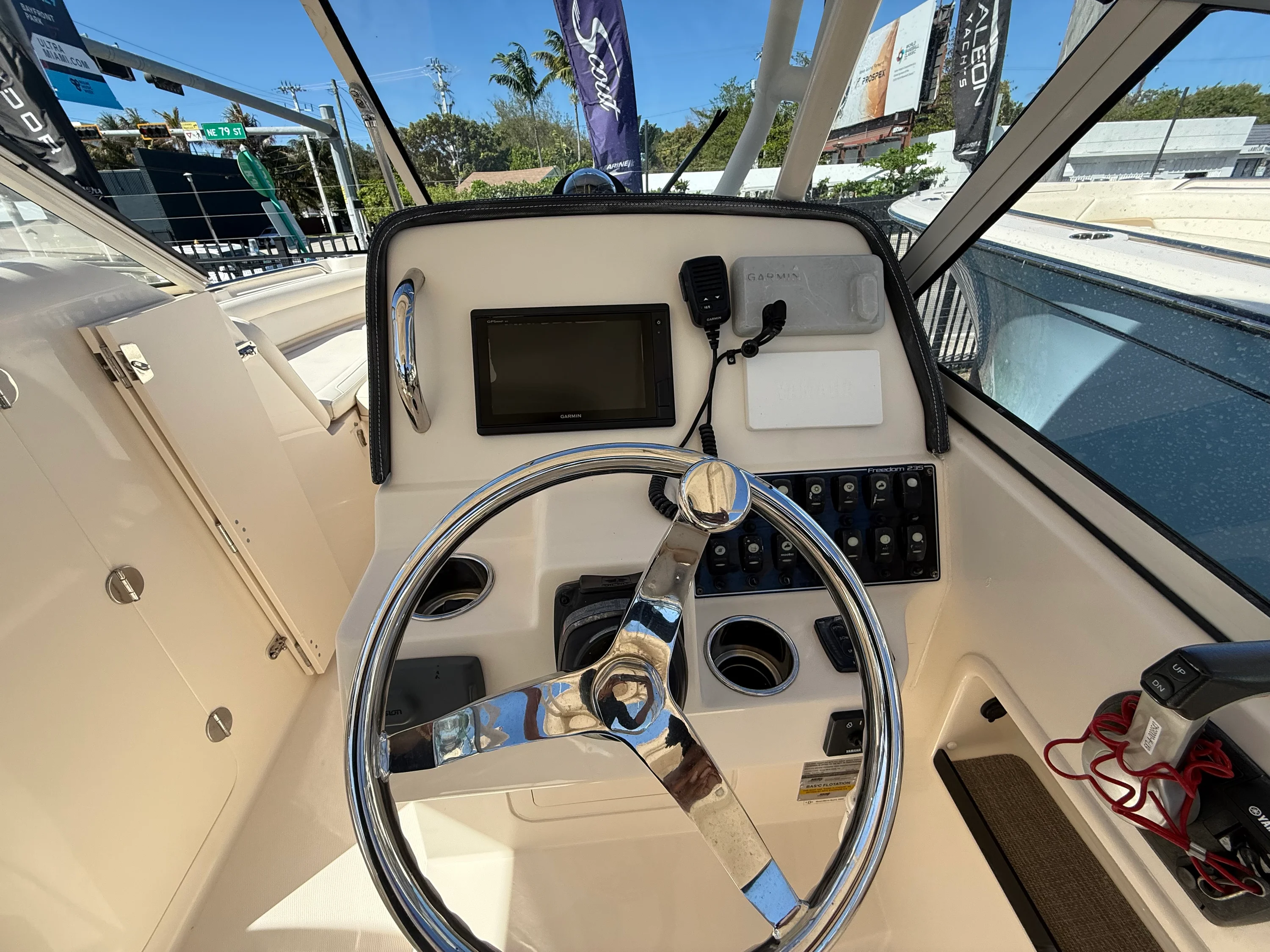 2017 Grady-White 235 FREEDOM Image Thumbnail #13