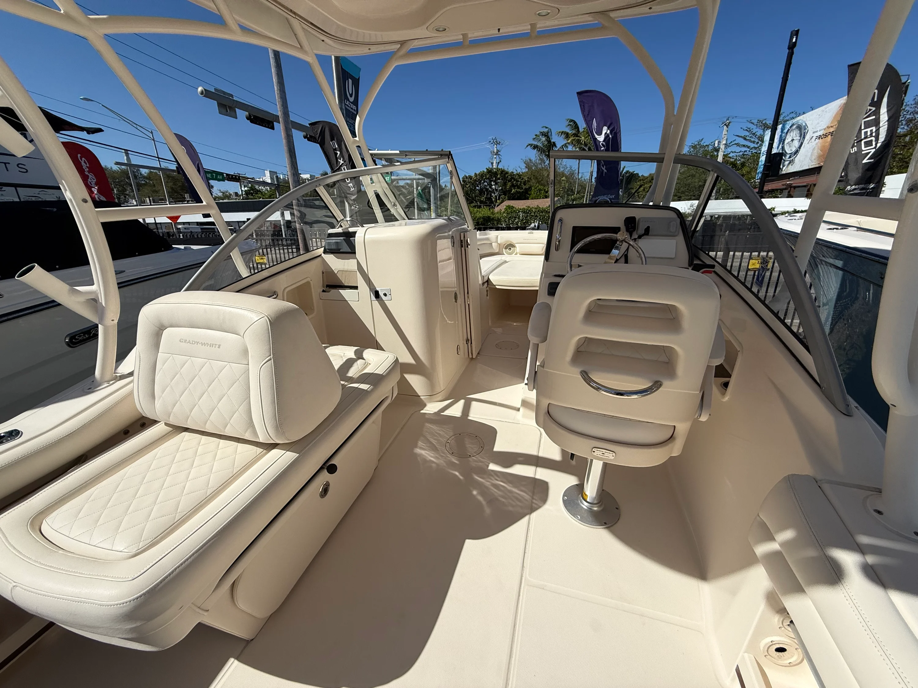 2017 Grady-White 235 FREEDOM Image Thumbnail #11