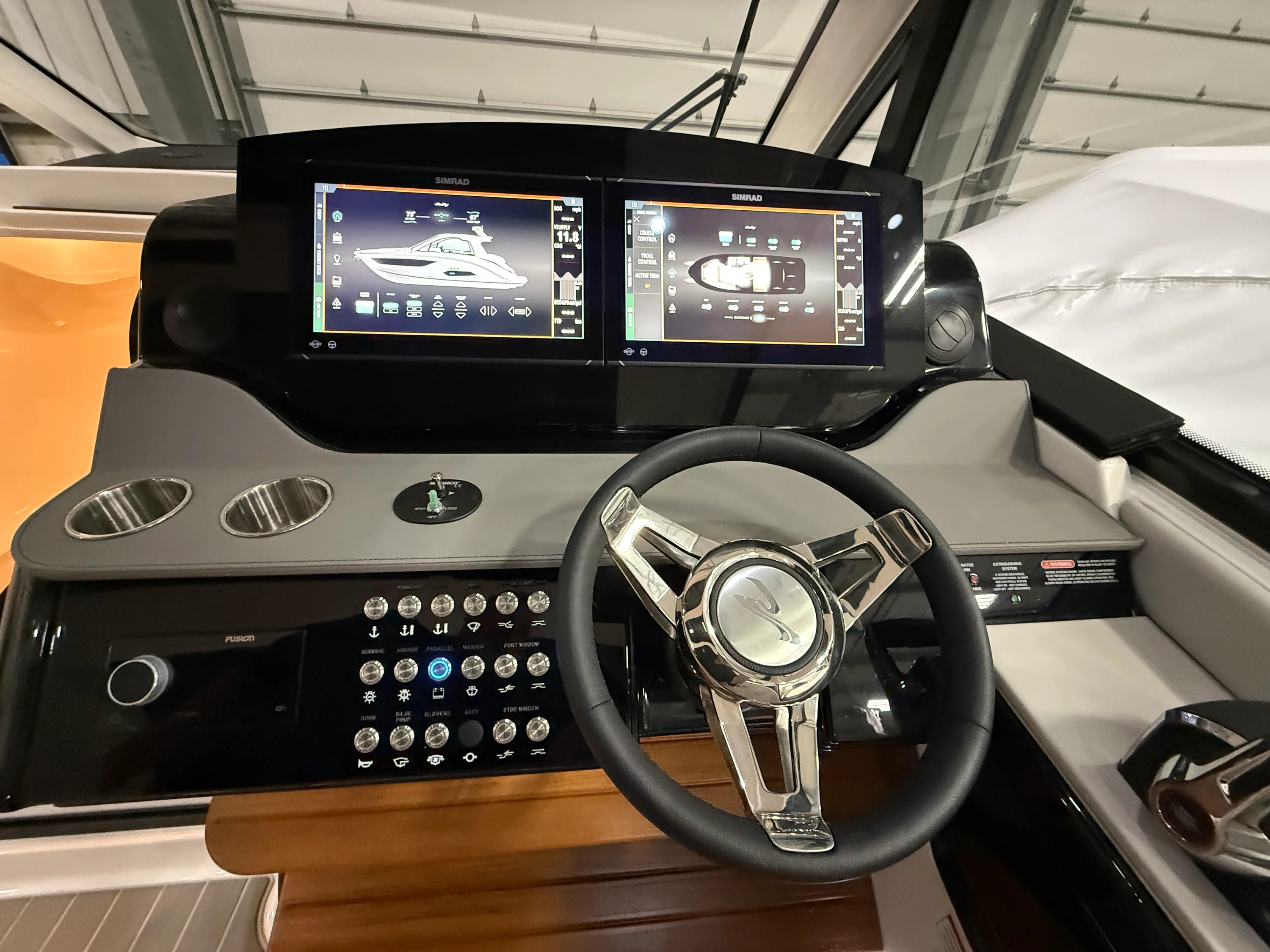 2026 Sea Ray Sundancer 370 Image Thumbnail #12