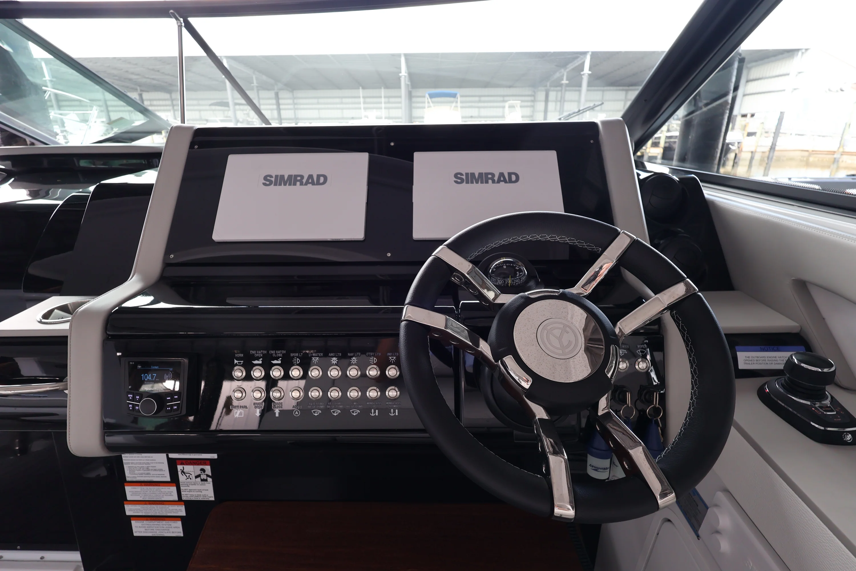 2026 Cruisers Yachts 38 GLS Outboard Image Thumbnail #28