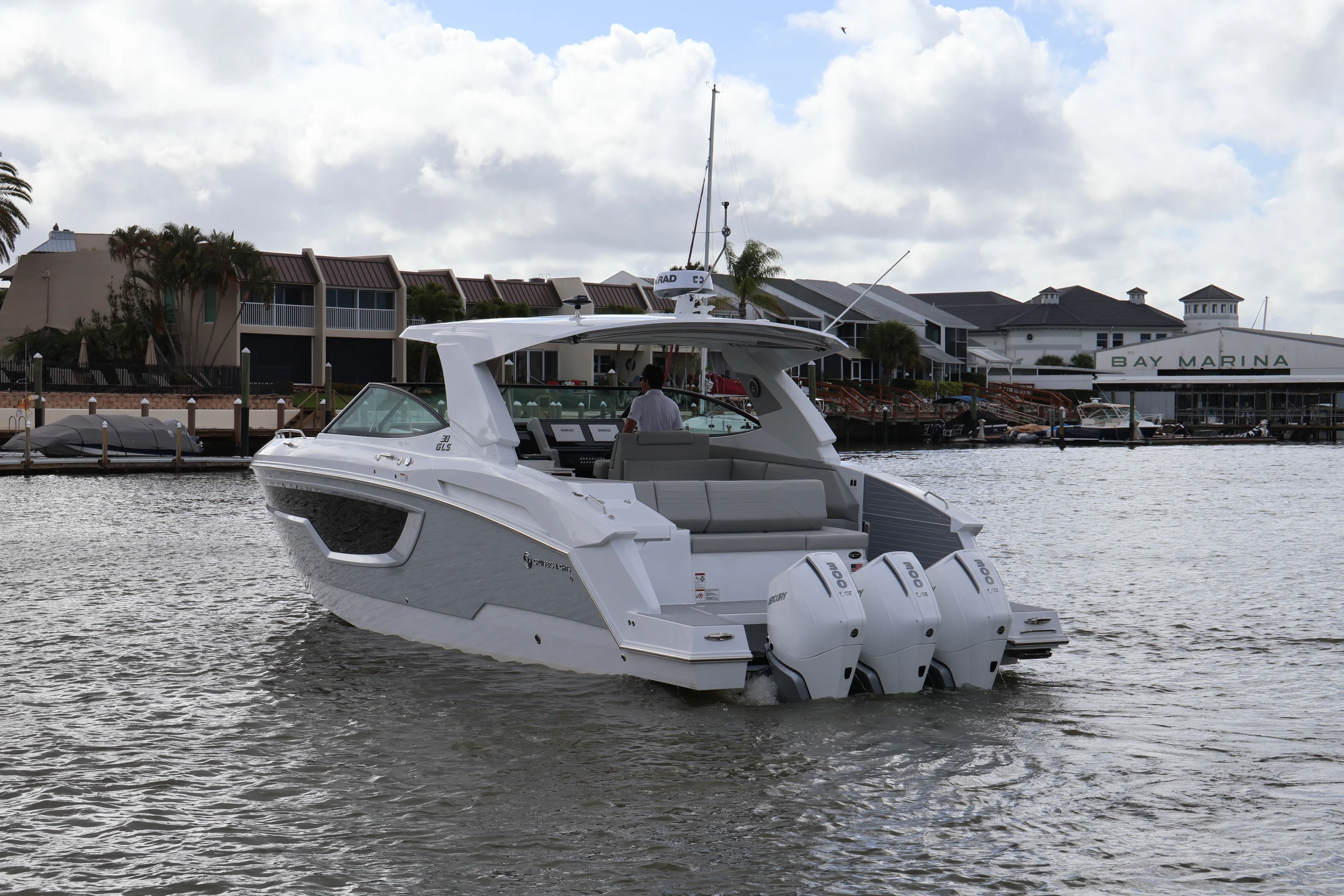 2026 Cruisers Yachts 38 GLS Outboard Image Thumbnail #2