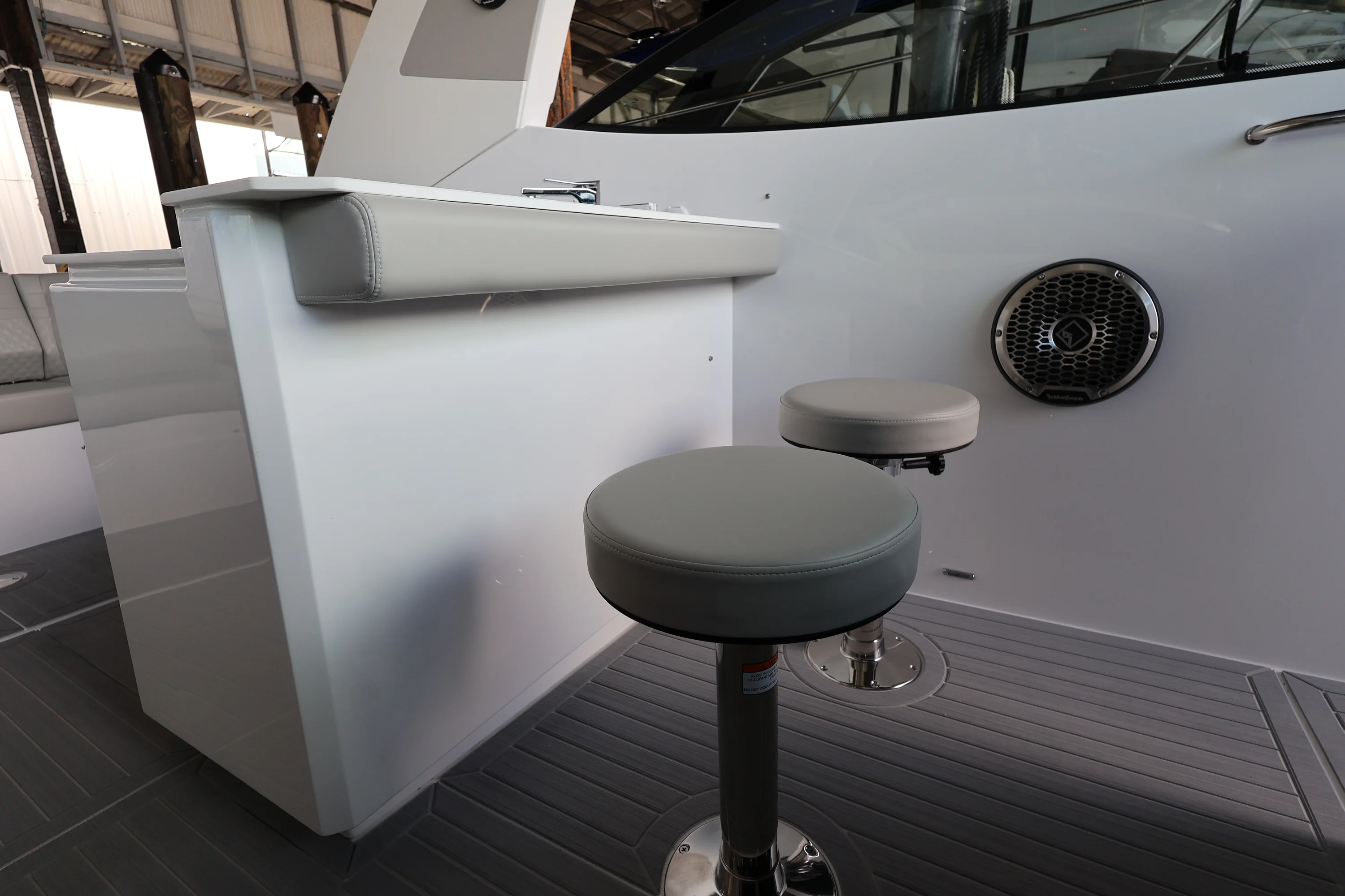 2026 Cruisers Yachts 38 GLS Outboard Image Thumbnail #33