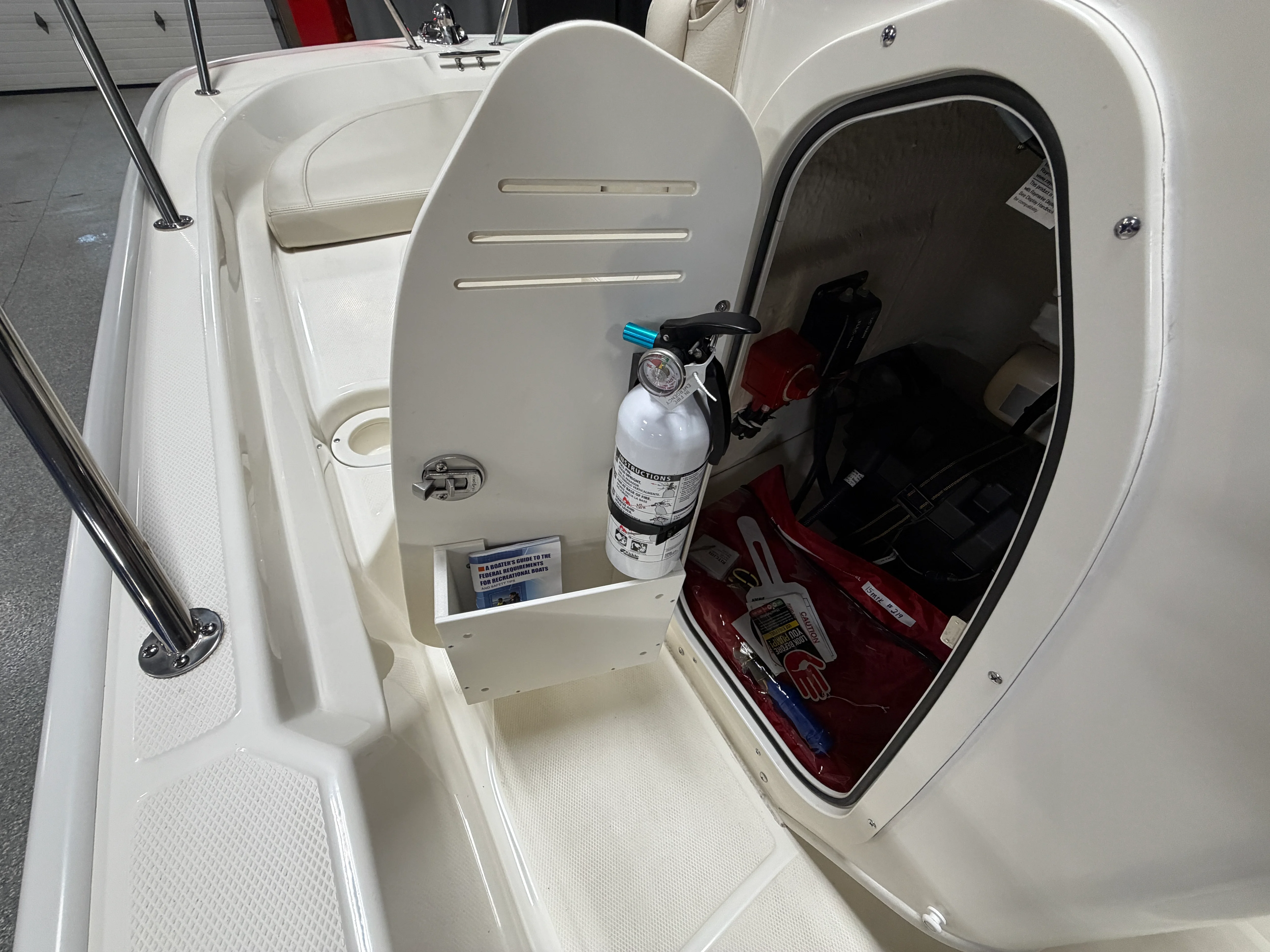 2022 Boston Whaler 150 Montauk Image Thumbnail #38