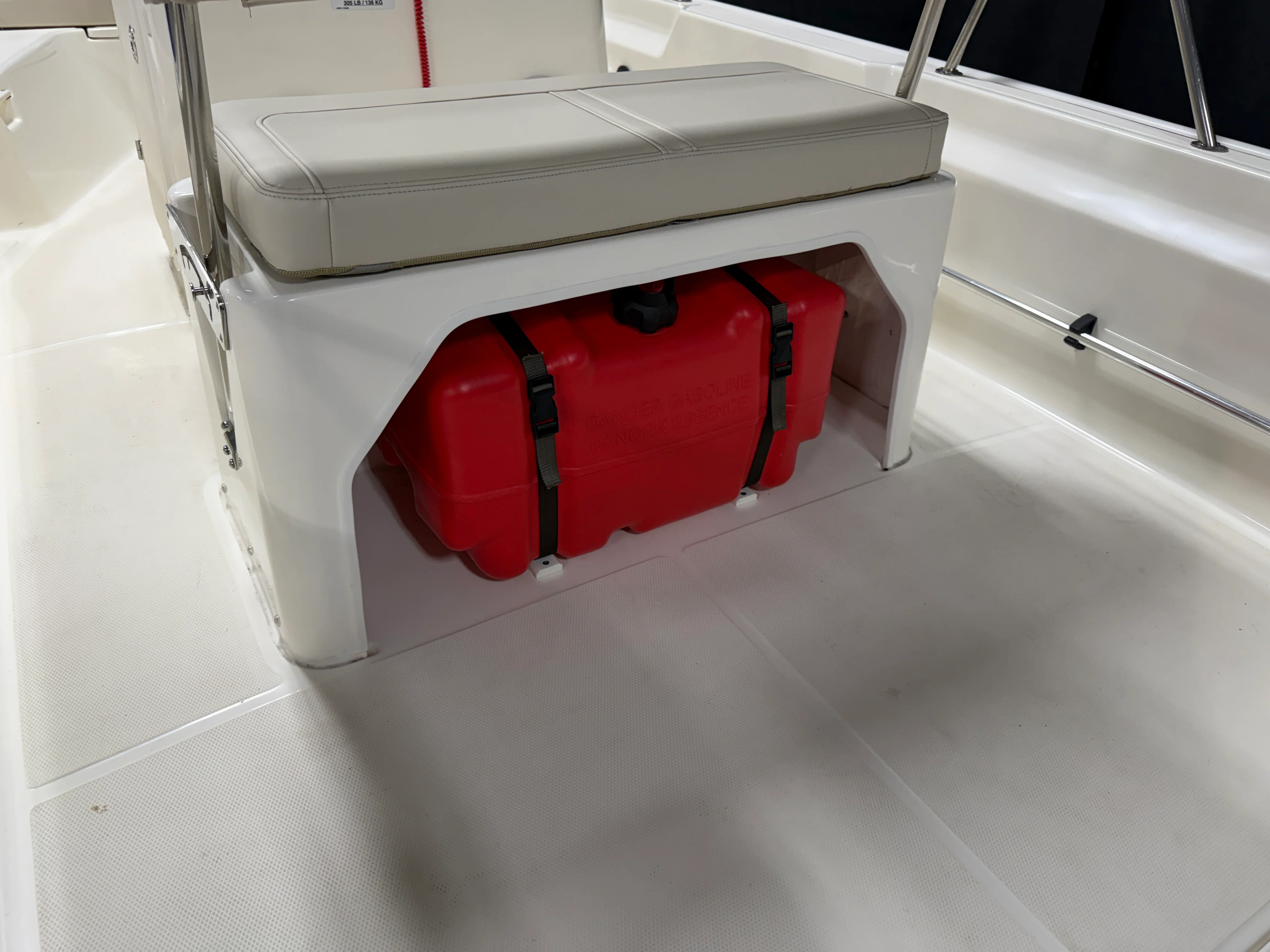 2022 Boston Whaler 150 Montauk Image Thumbnail #23