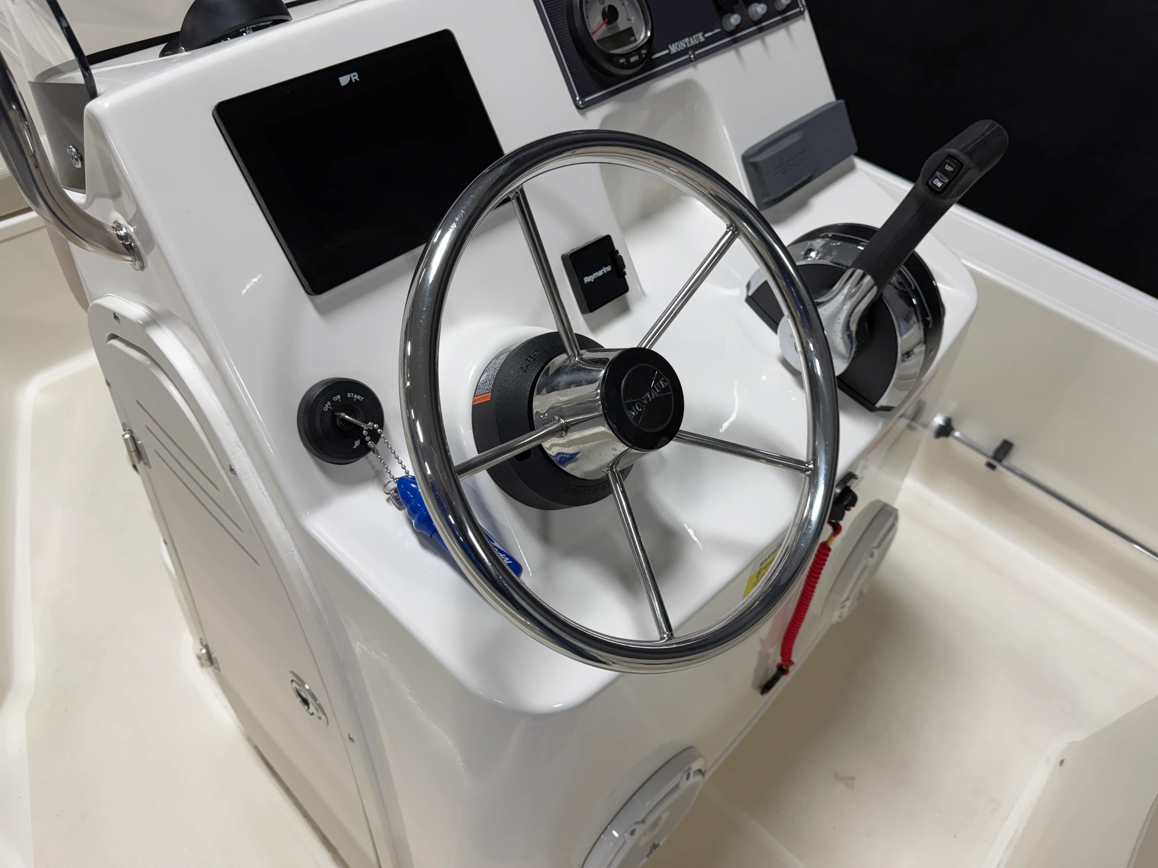 2022 Boston Whaler 150 Montauk Image Thumbnail #33