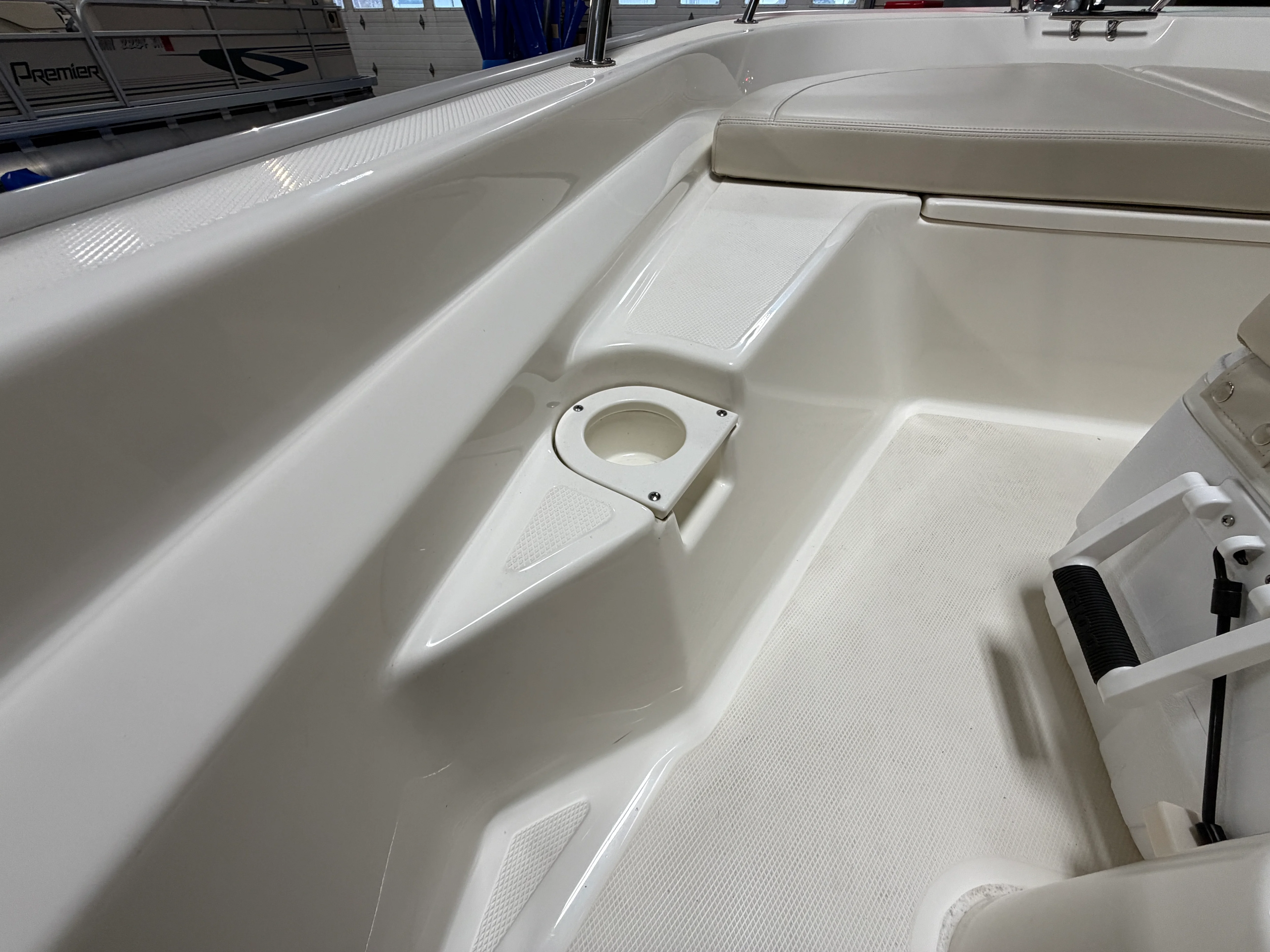 2022 Boston Whaler 150 Montauk Image Thumbnail #42