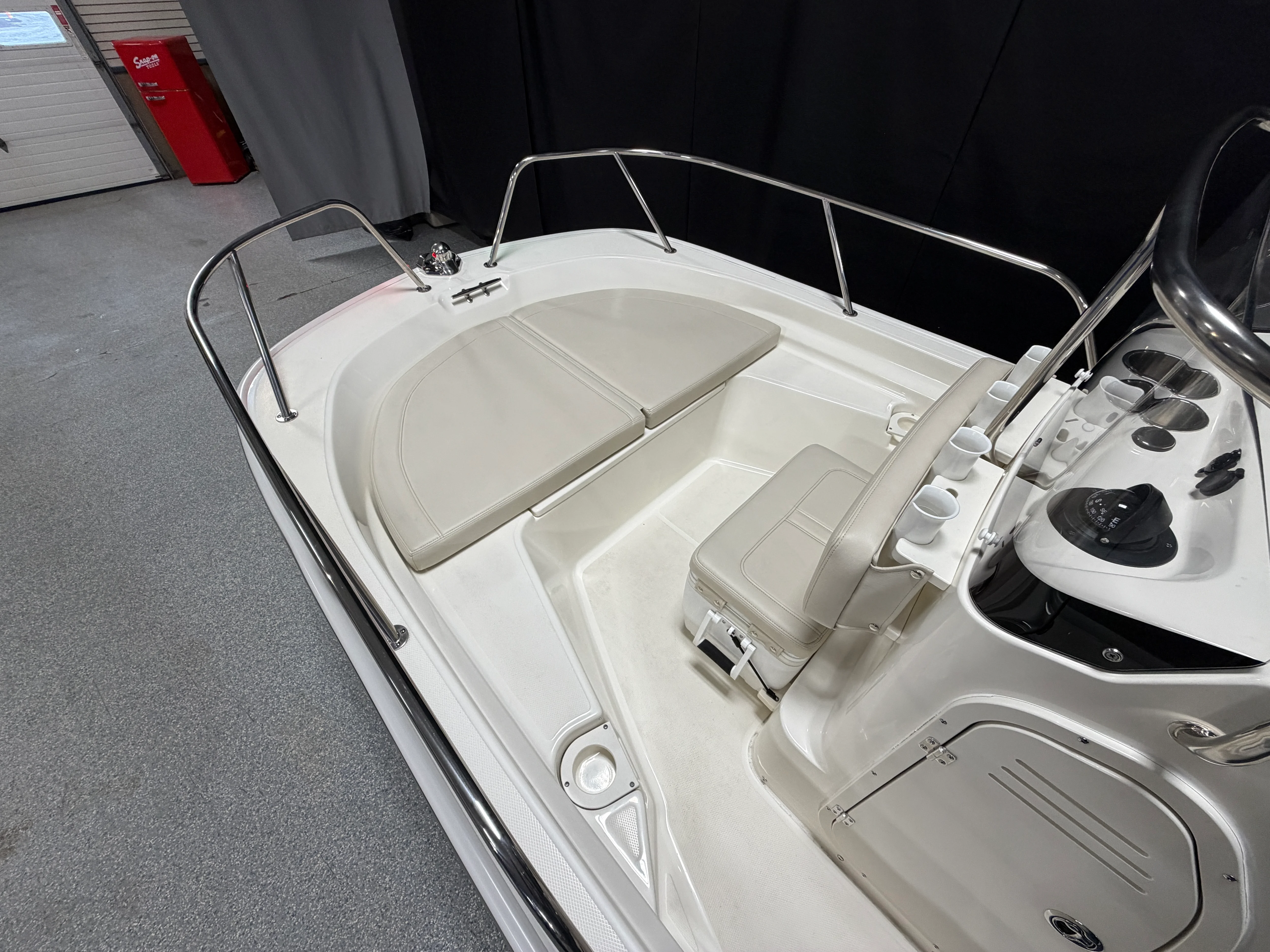 2022 Boston Whaler 150 Montauk Image Thumbnail #41