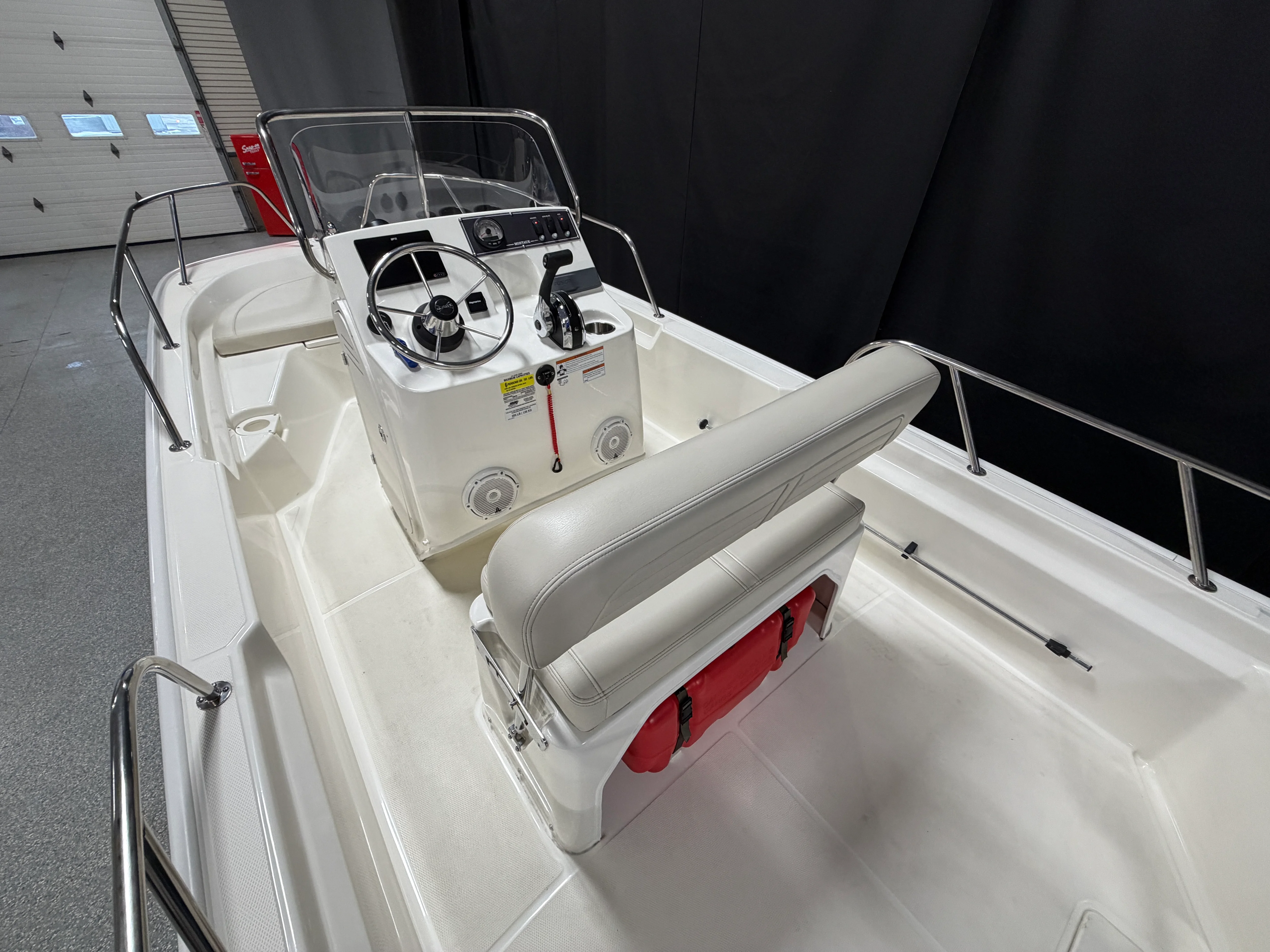 2022 Boston Whaler 150 Montauk Image Thumbnail #22